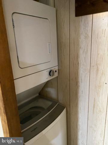 GLENWOOD FOREST - Residential Lease