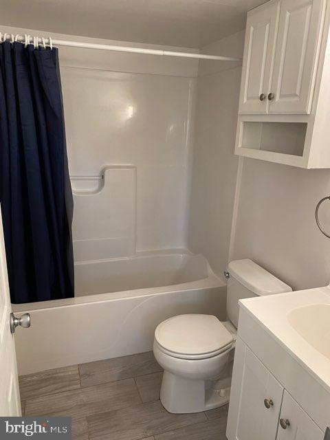 GLENWOOD FOREST - Residential Lease