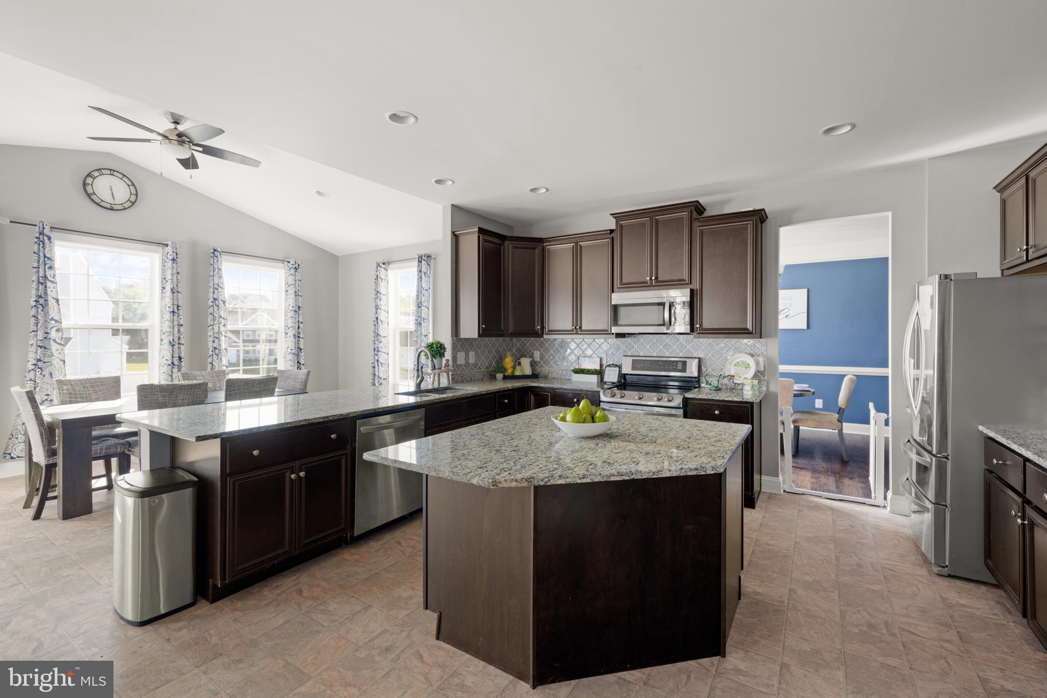 SHERIDAN ESTATES - Residential