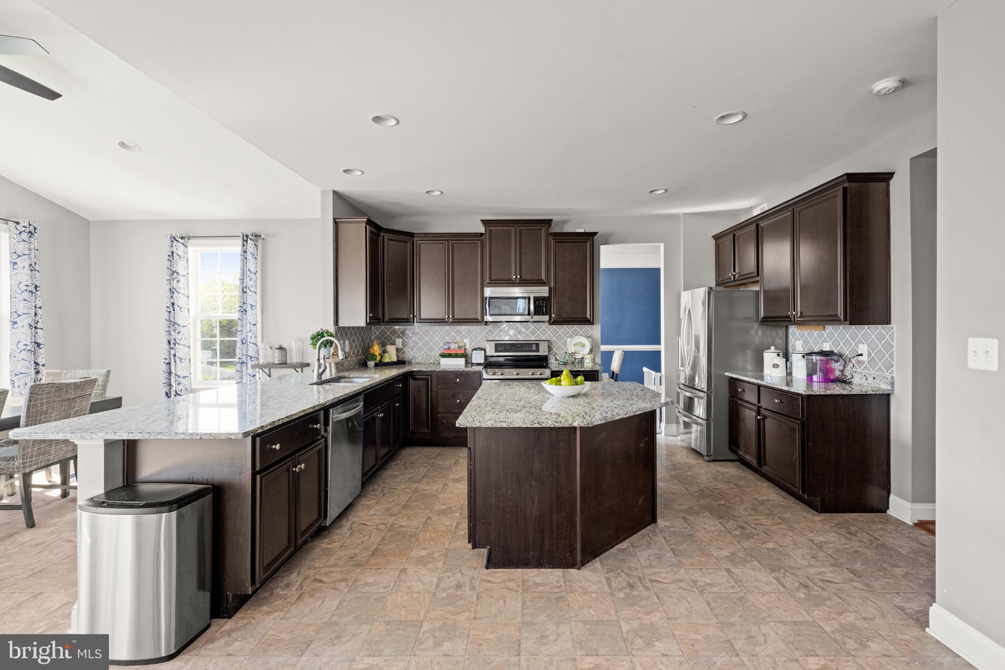 SHERIDAN ESTATES - Residential