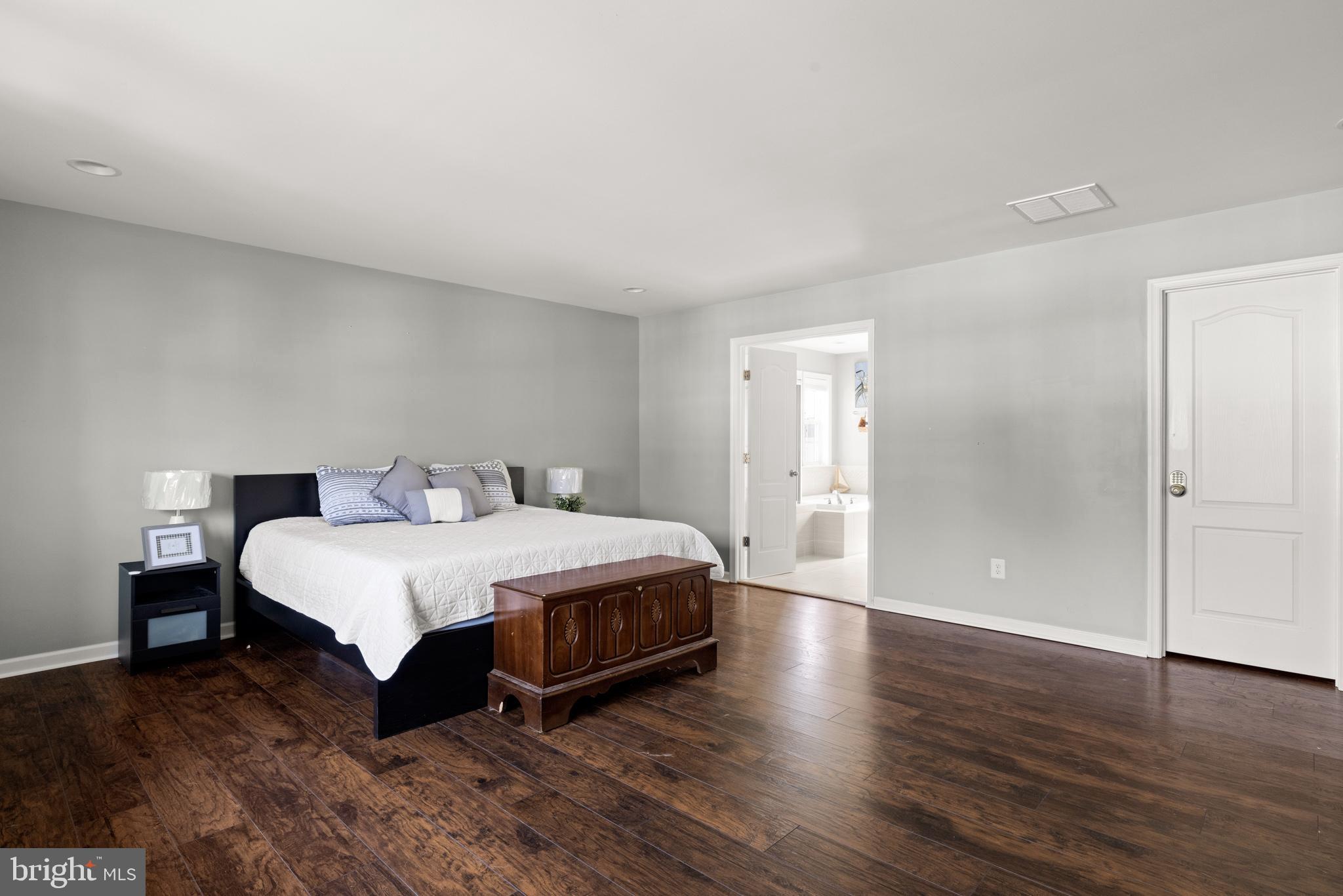 SHERIDAN ESTATES - Residential