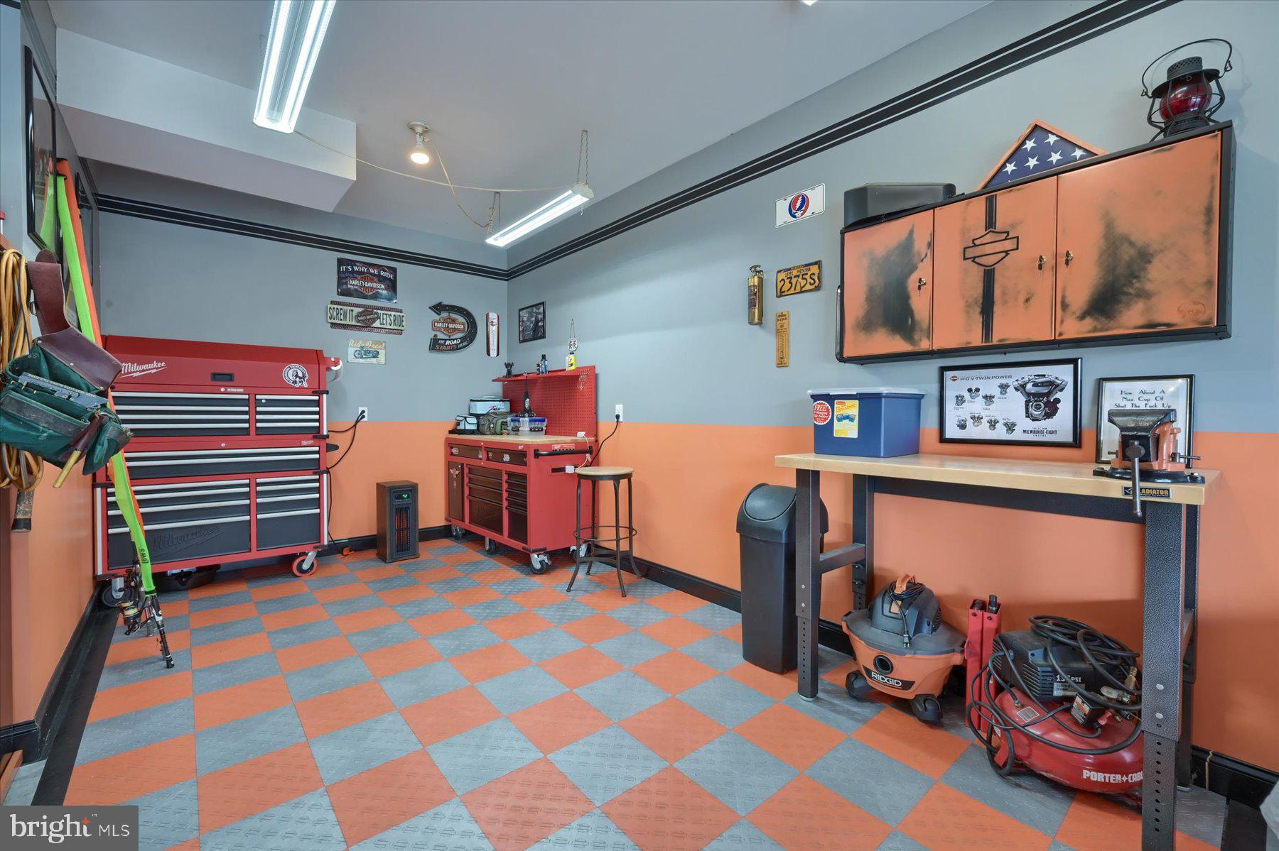 SPRING RUN ACRES - Residential