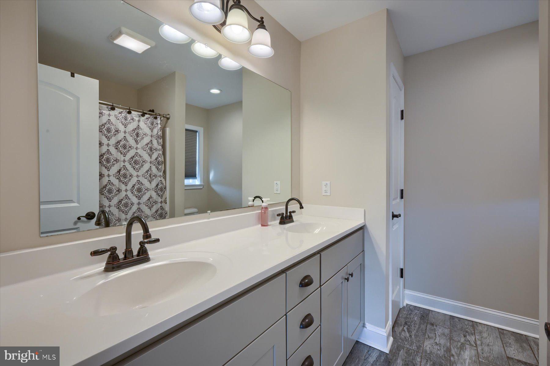 SPRING RUN ACRES - Residential