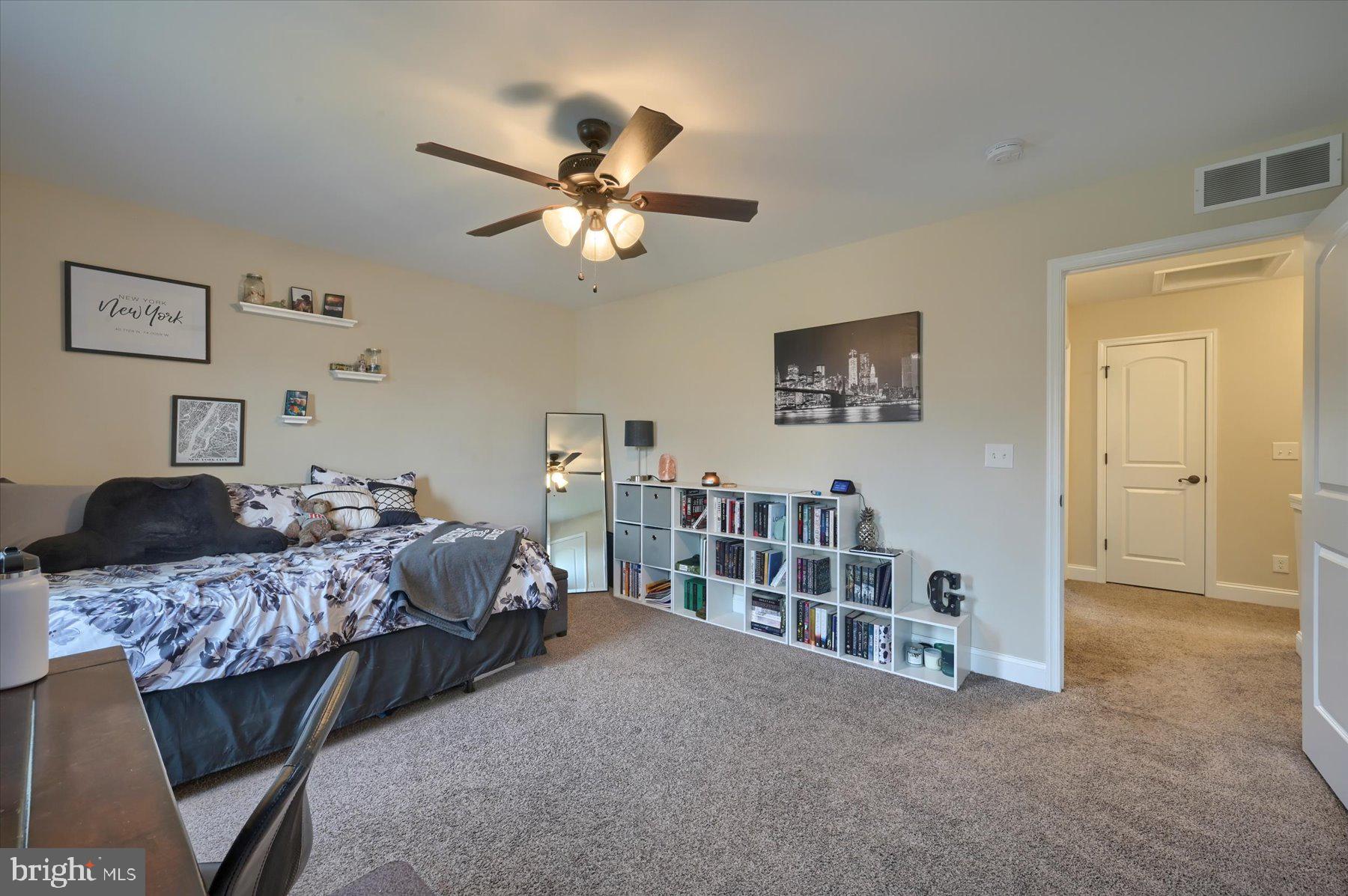 SPRING RUN ACRES - Residential