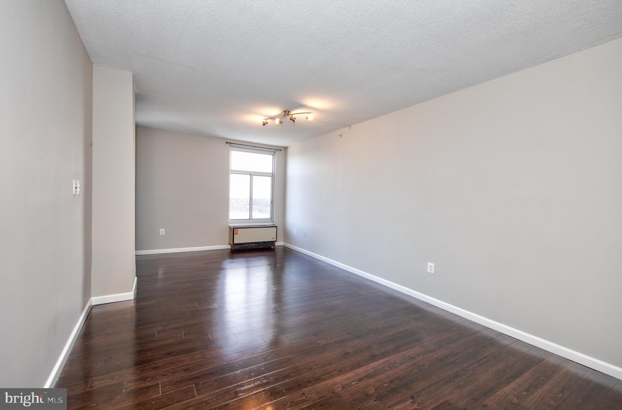 TOWSON - Residential