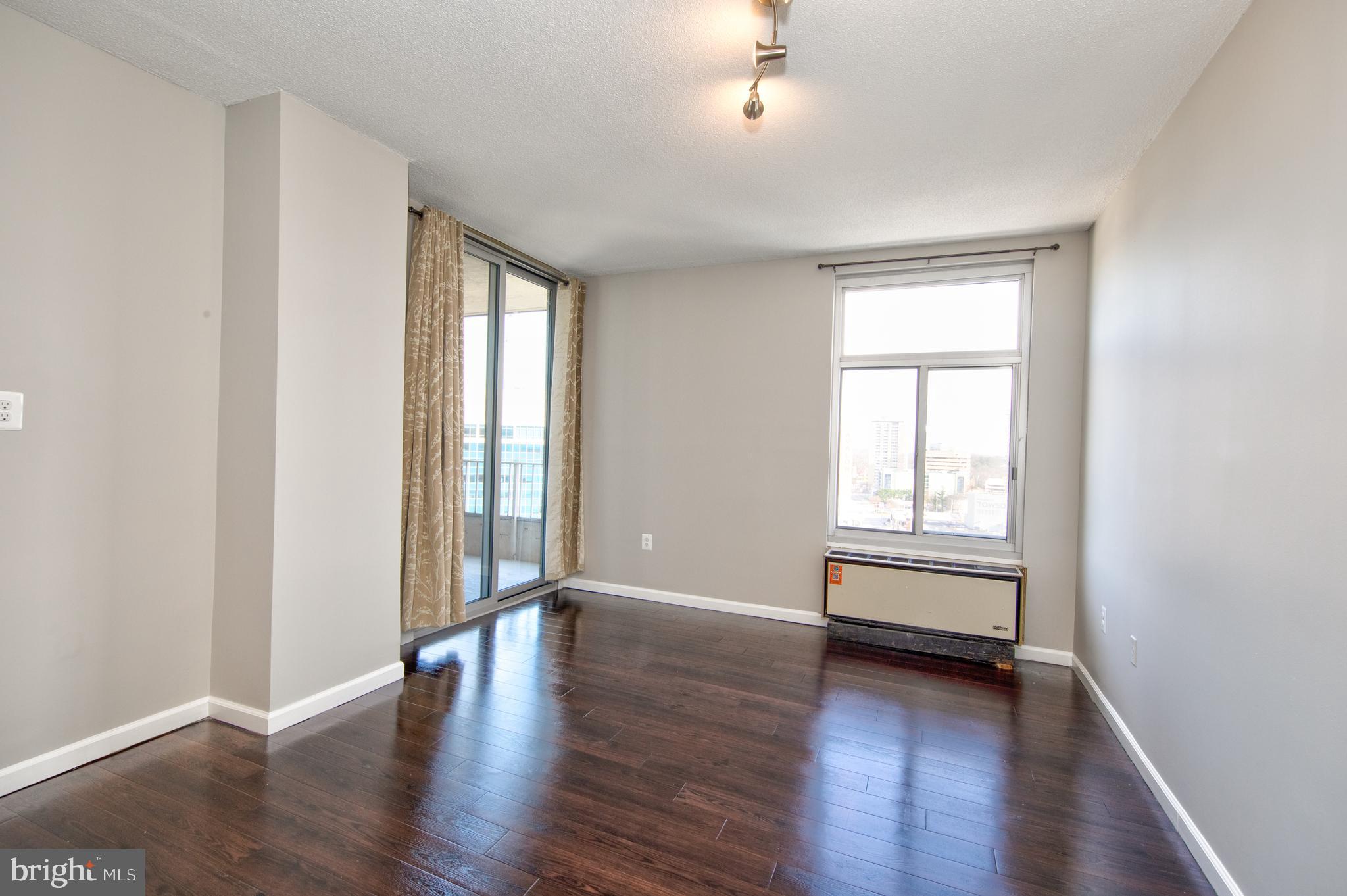 TOWSON - Residential