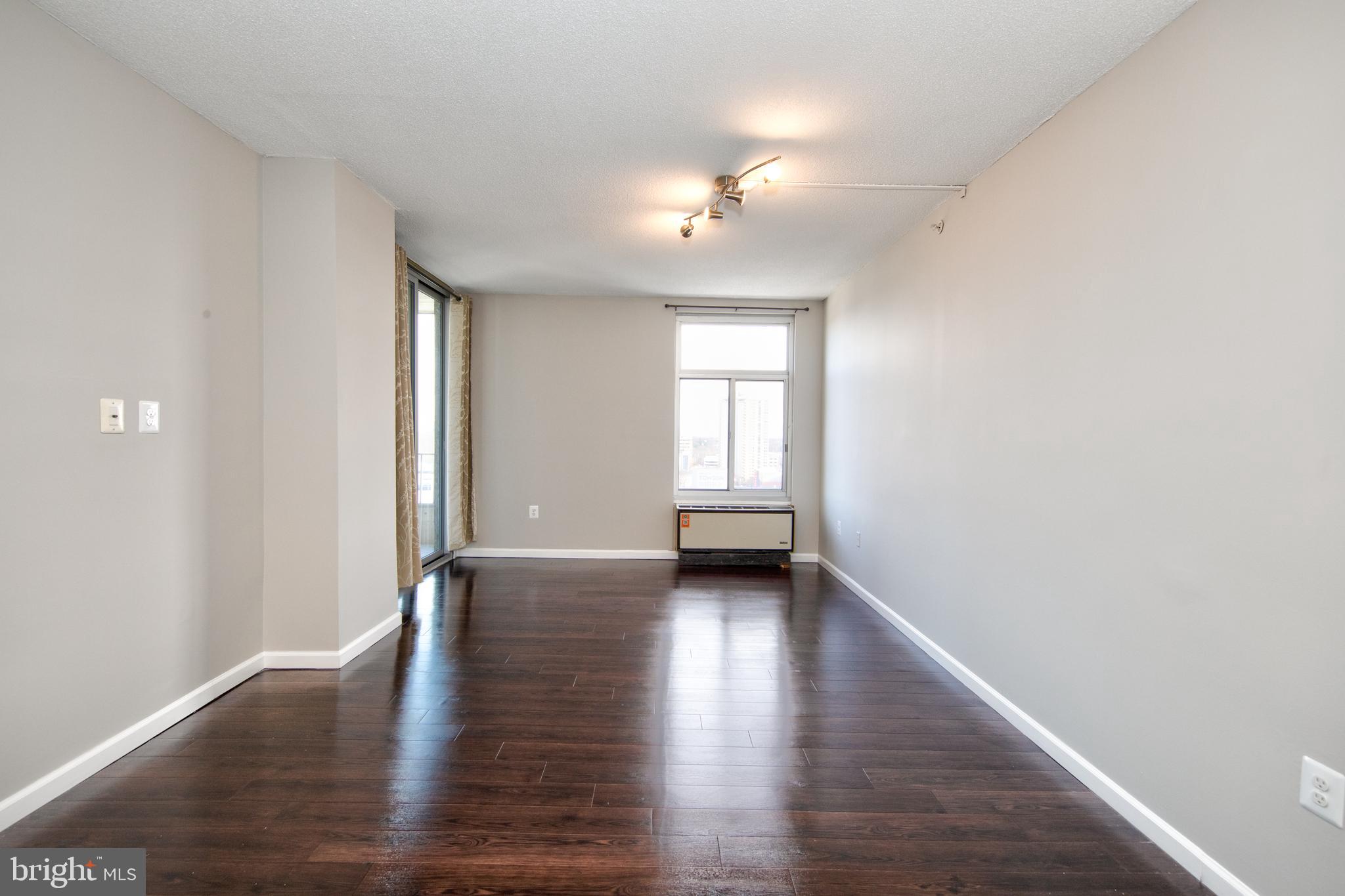 TOWSON - Residential