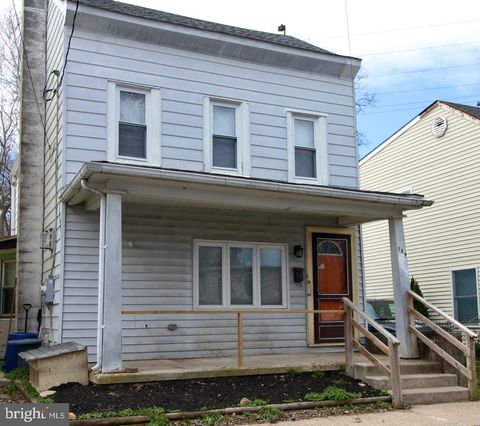 189 CENTRE STREET MORRISVILLE PA 19067