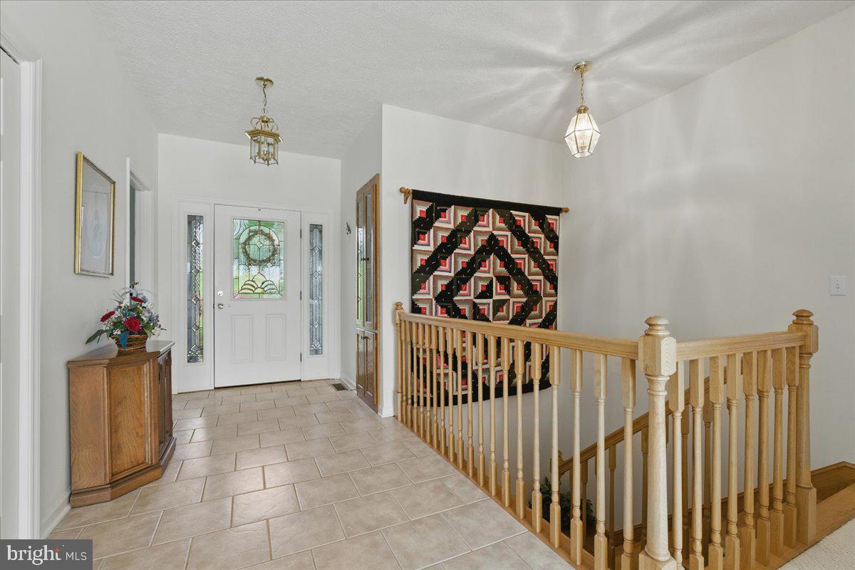 CONTENTMENT ISLAND - Residential