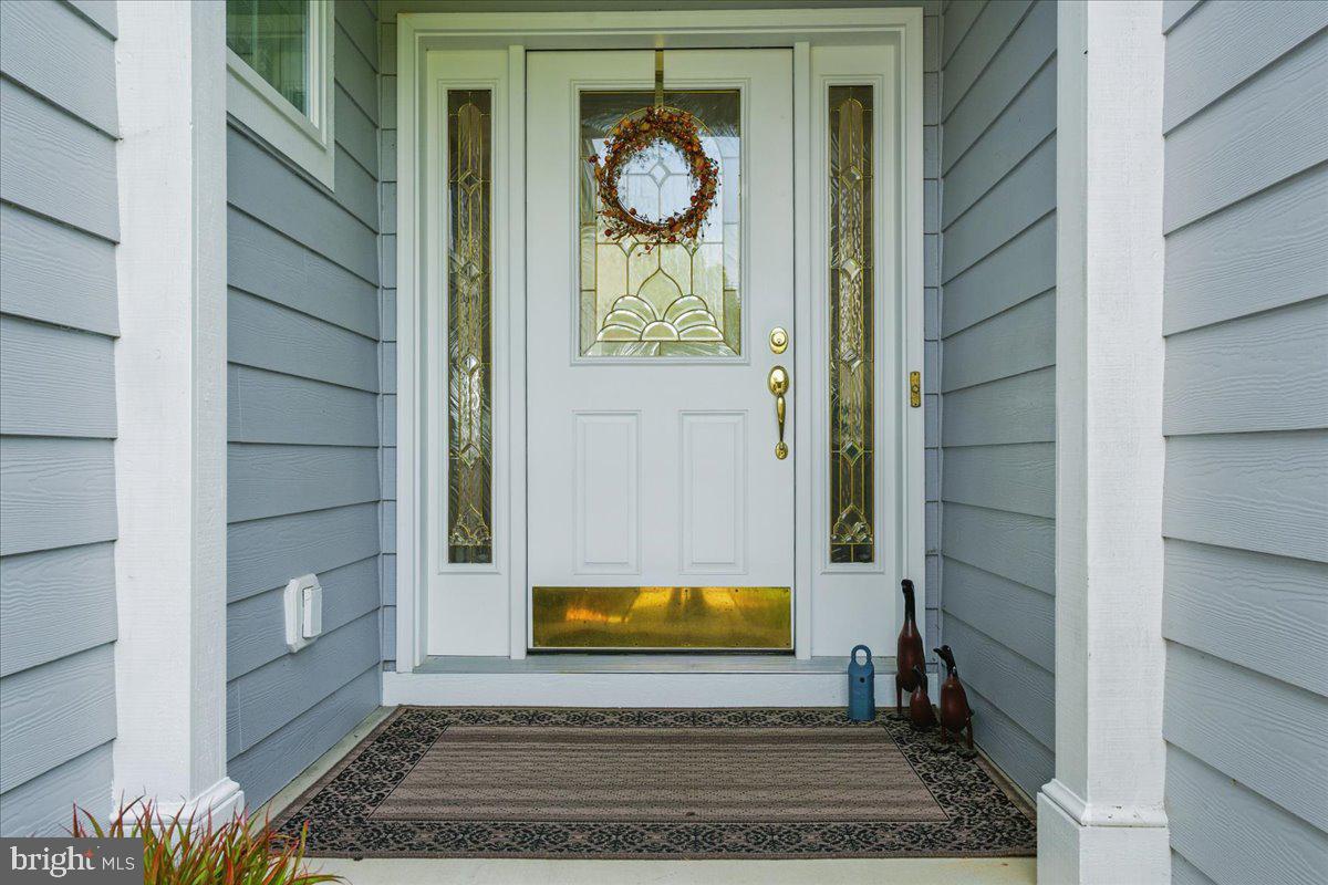 CONTENTMENT ISLAND - Residential