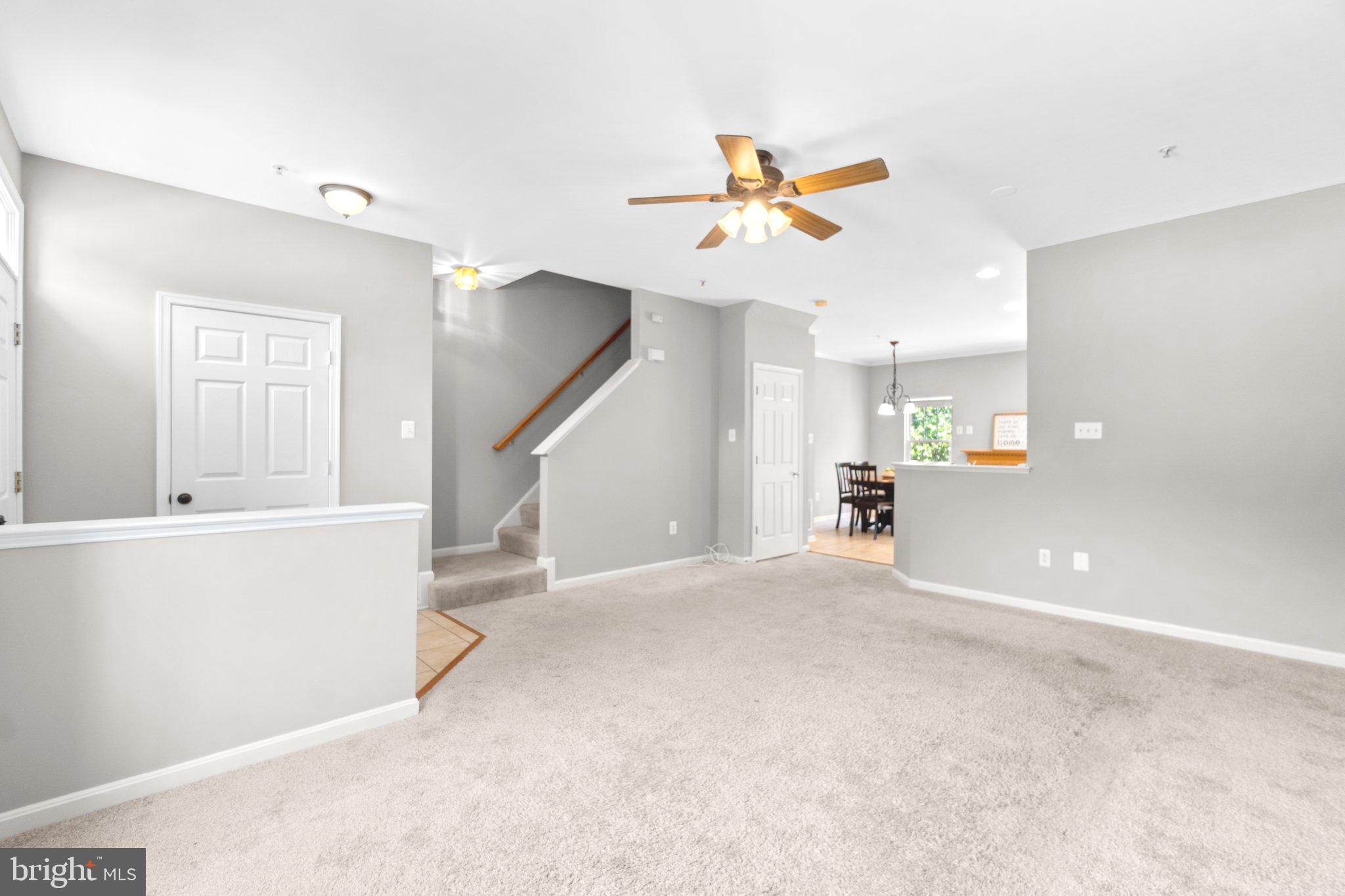 TWIN ARCH CROSSING - Residential