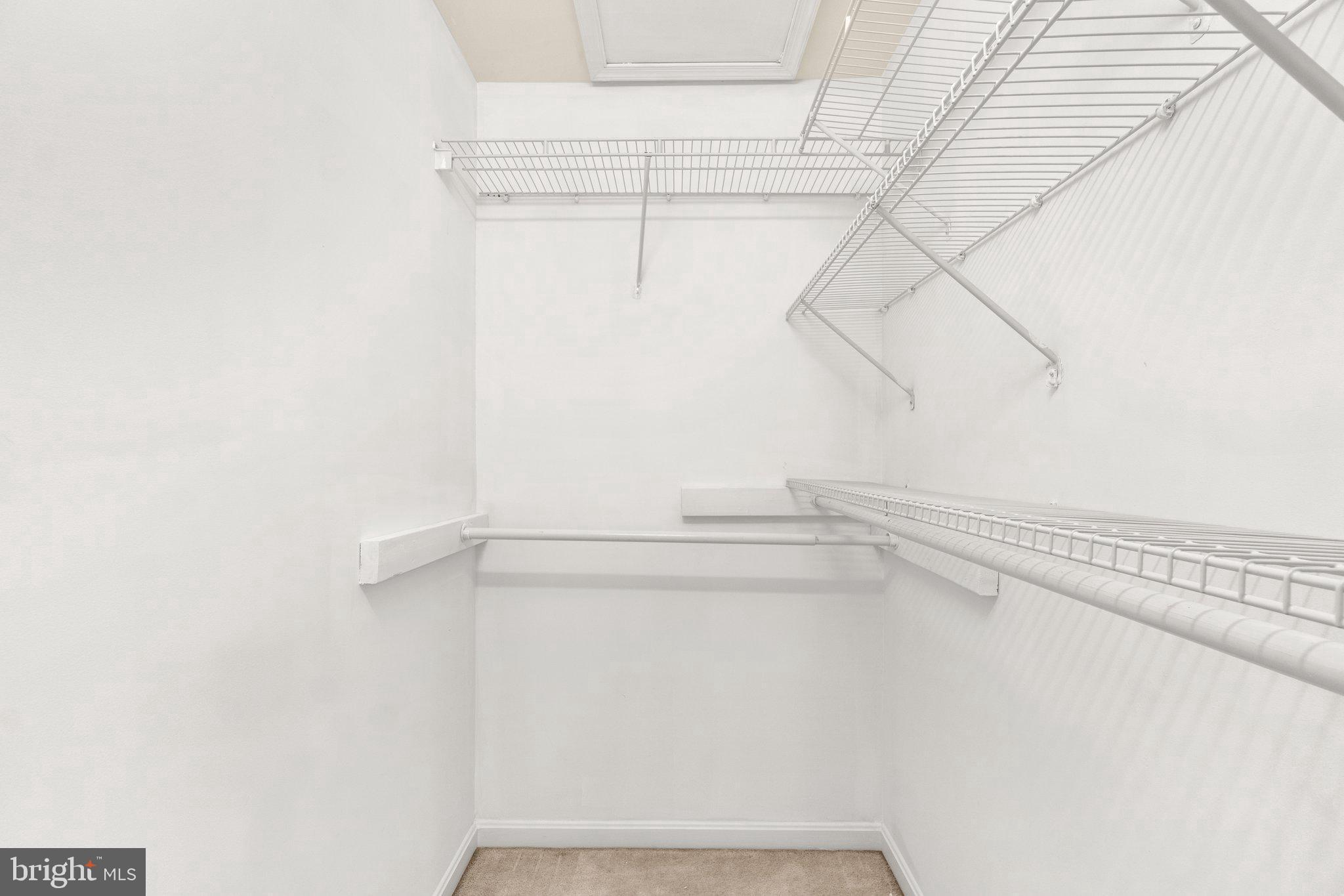 TWIN ARCH CROSSING - Residential