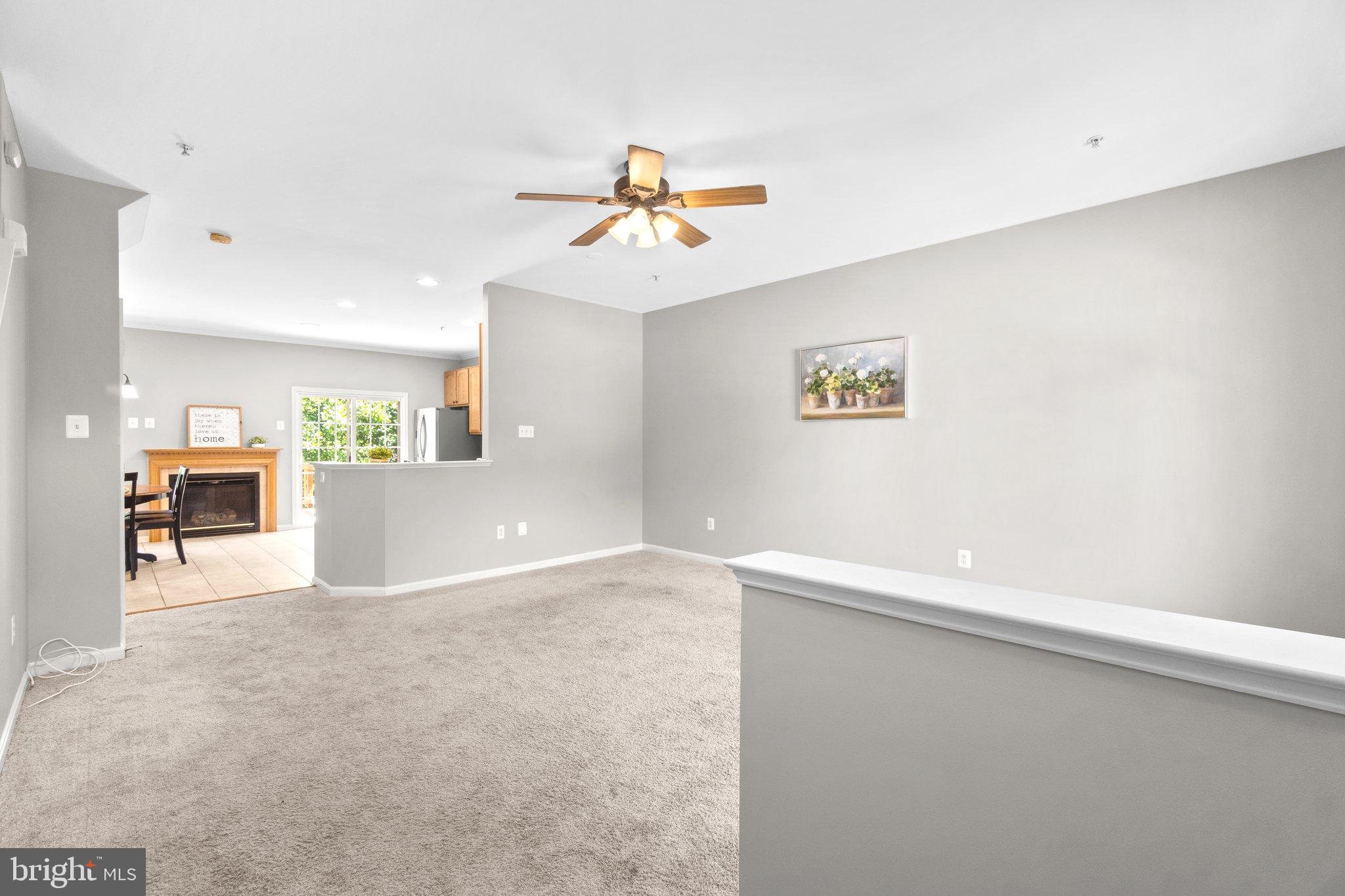 TWIN ARCH CROSSING - Residential