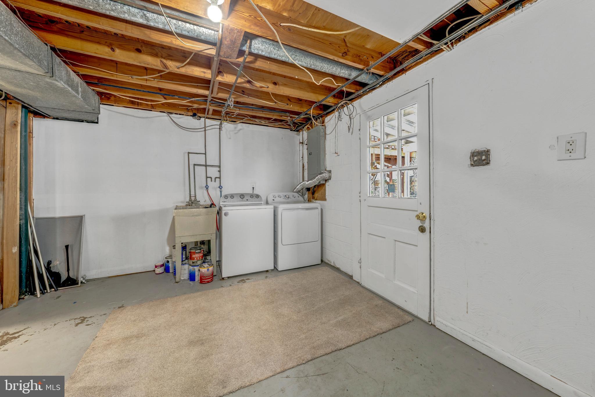 FAIRFIELD - Residential