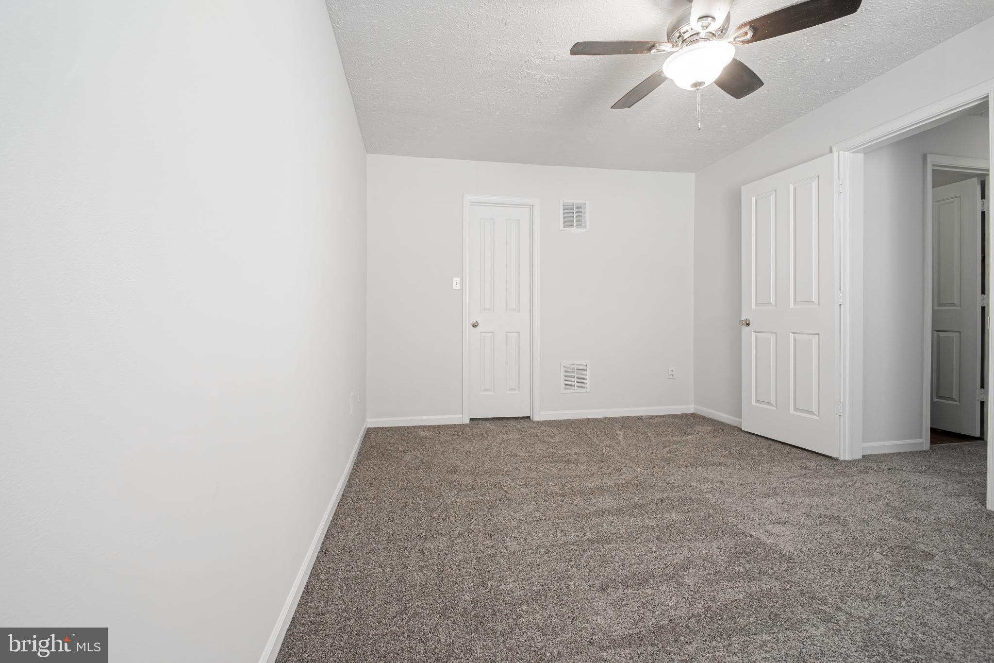 QUAIL RUN SOUTH - Residential