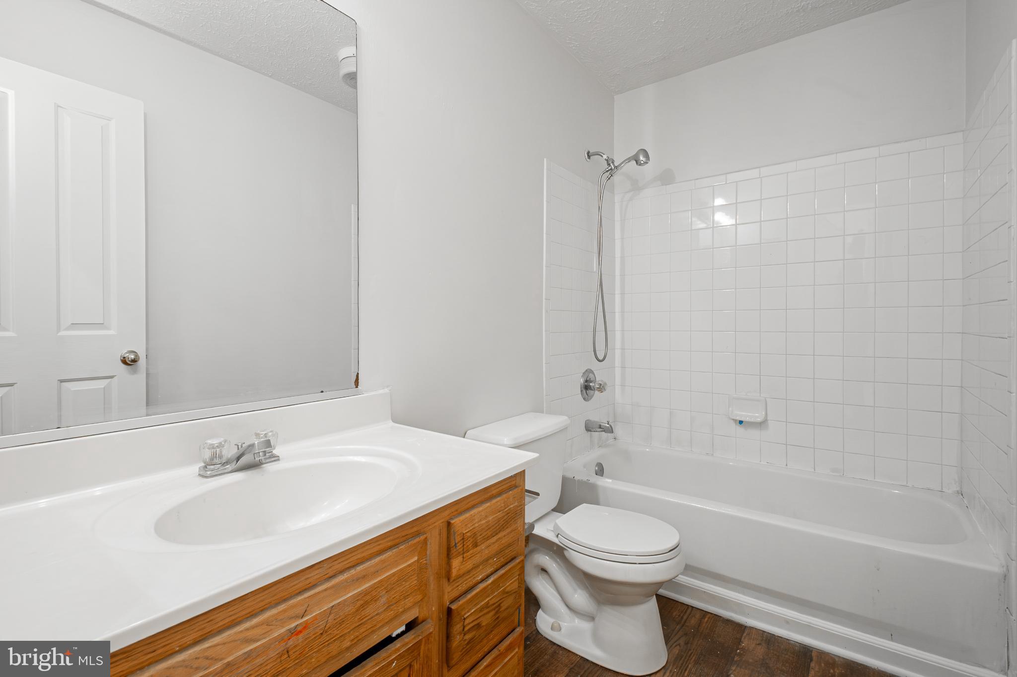 QUAIL RUN SOUTH - Residential