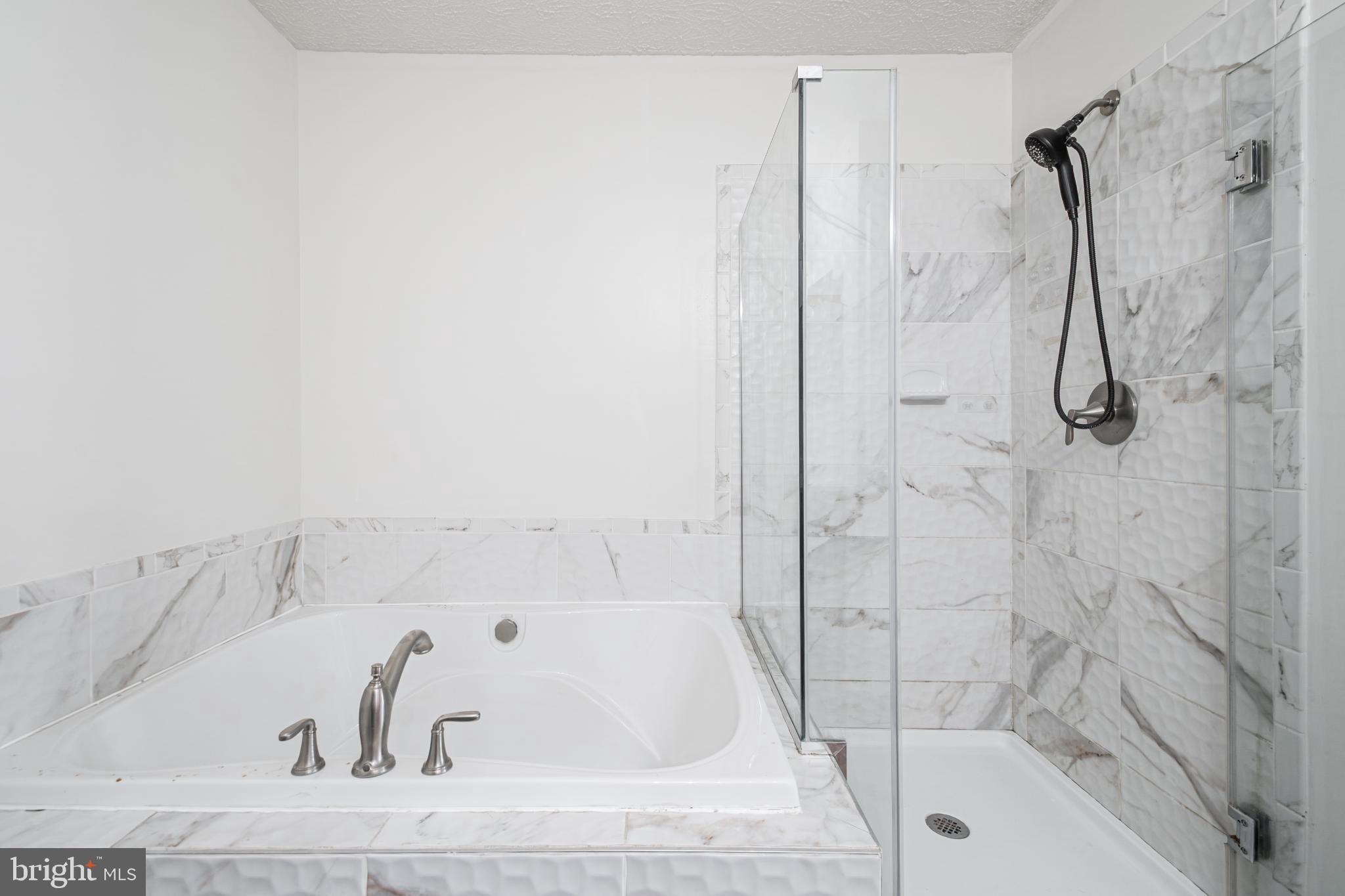 QUAIL RUN SOUTH - Residential