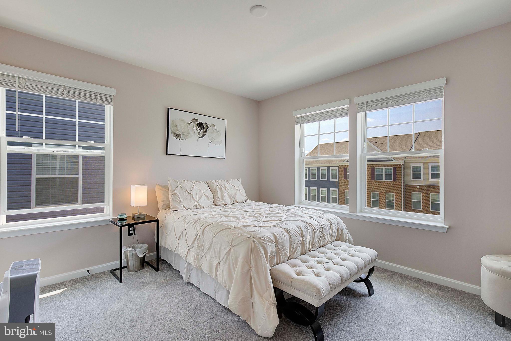 WOODMORE - Residential Lease