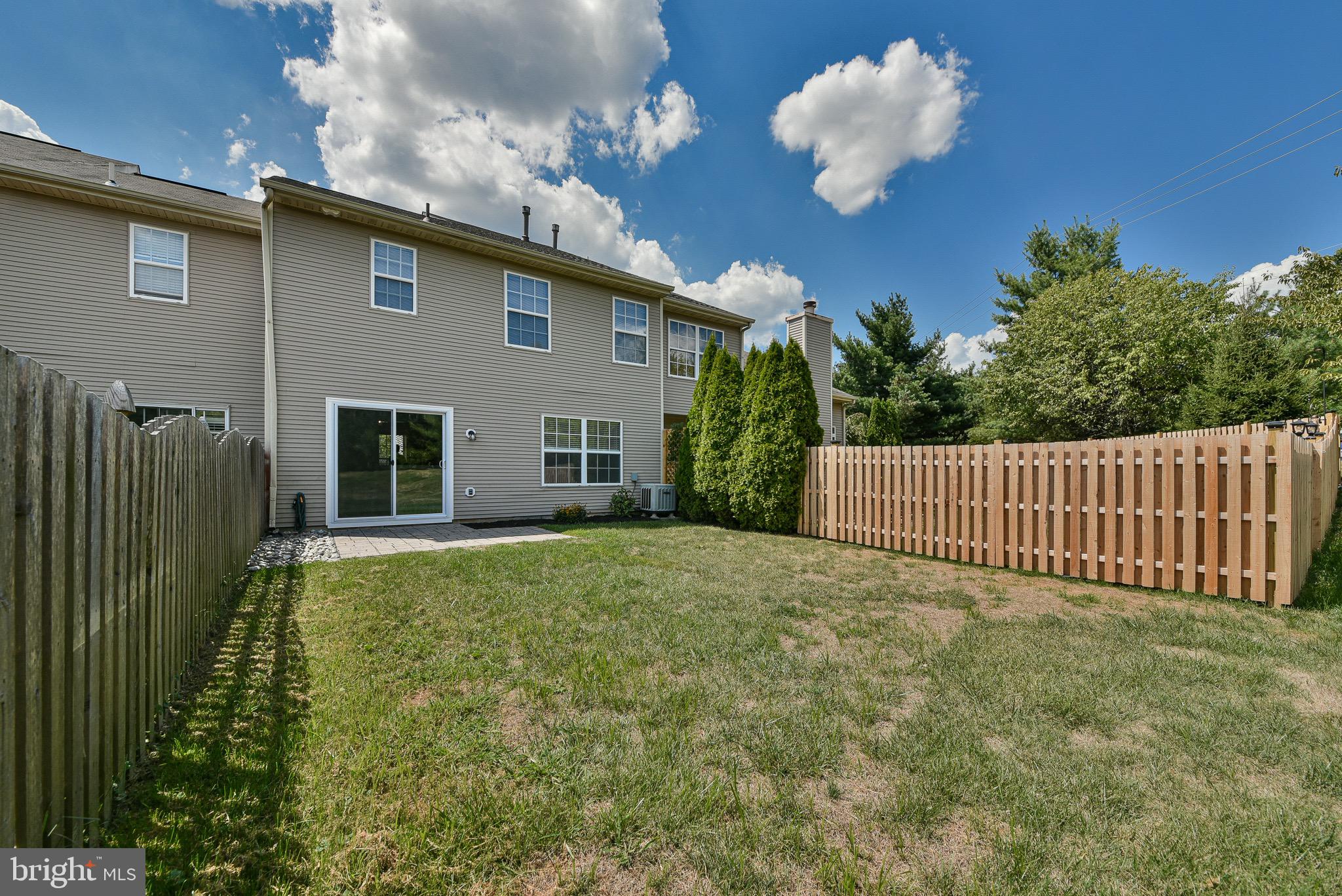 NEWTOWN GRANT - Residential Lease