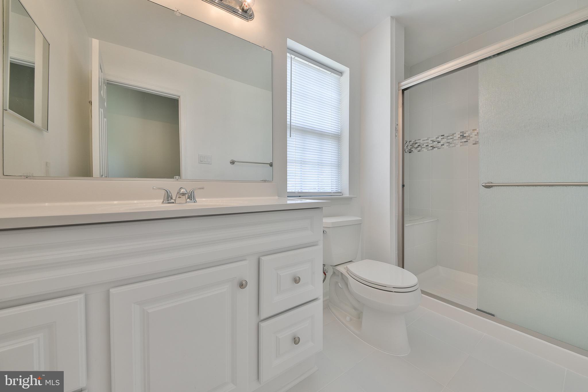 NEWTOWN GRANT - Residential Lease