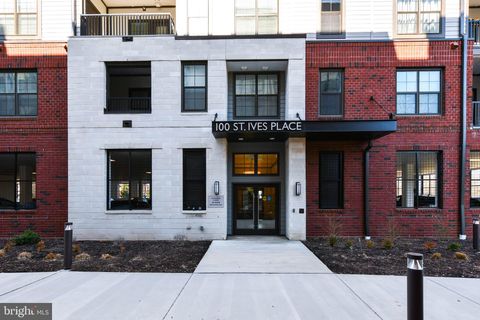 100 SAINT IVES, PLACE UNIT #301 NATIONAL HARBOR MD 20745