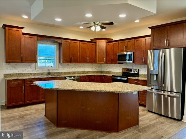 EMERALD POINTE - Residential