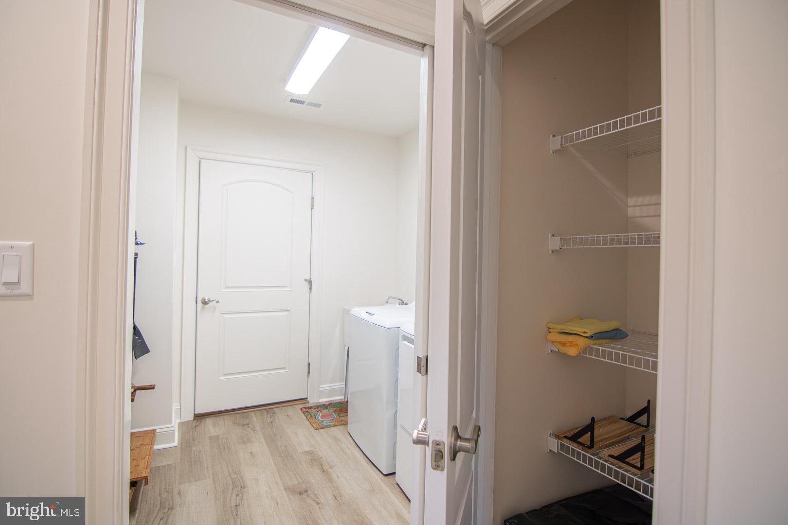 EMERALD POINTE - Residential