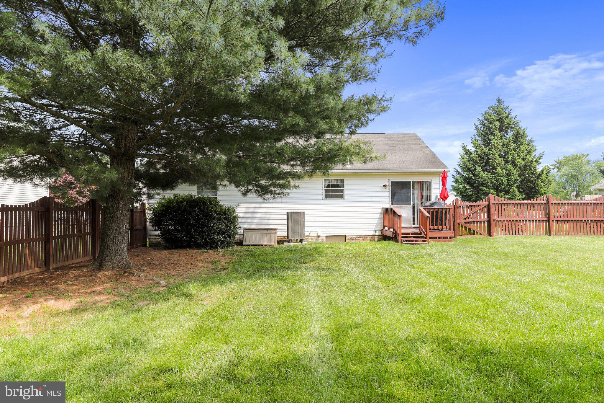 BRIAR RUN - Residential