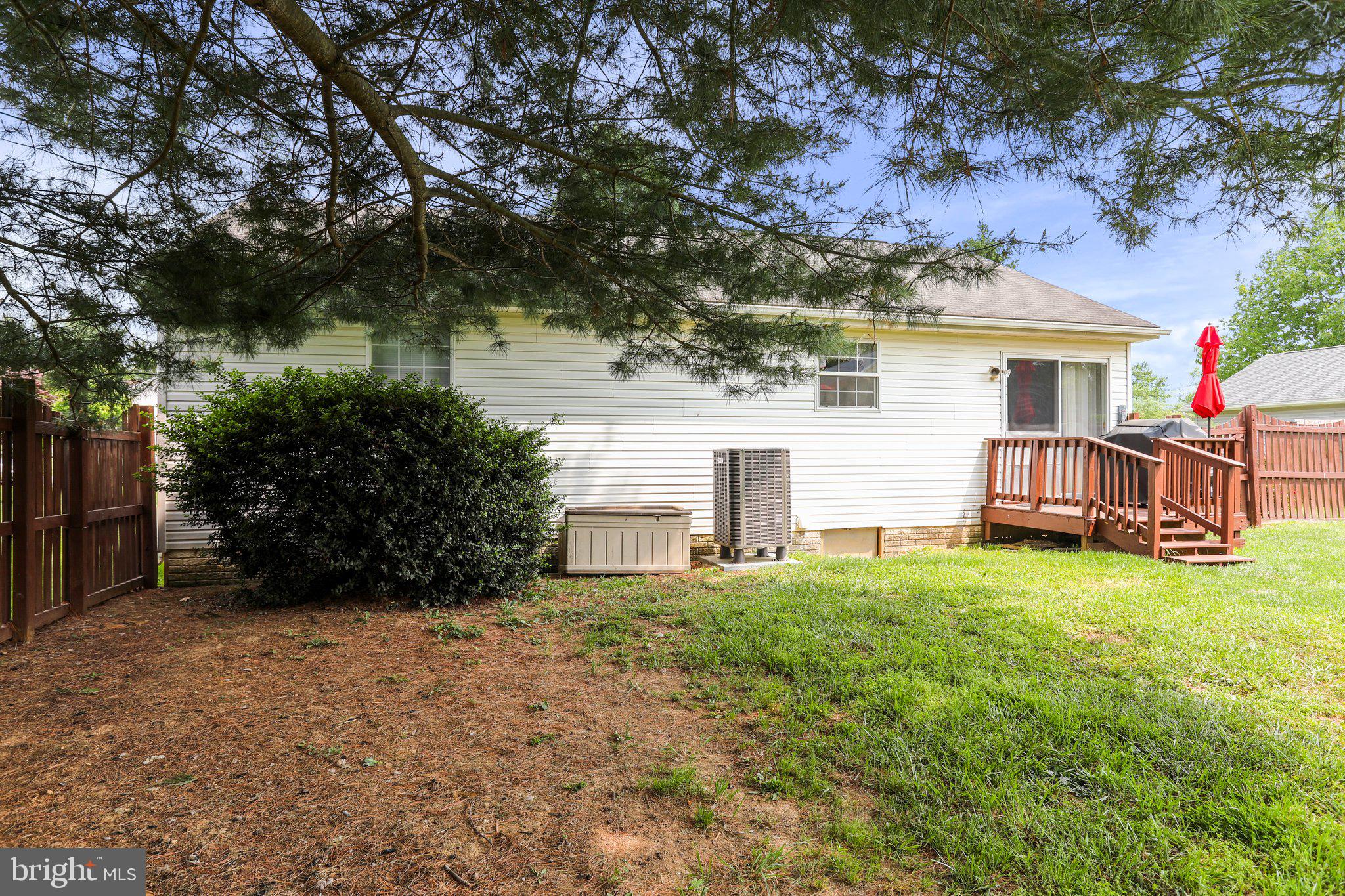 BRIAR RUN - Residential