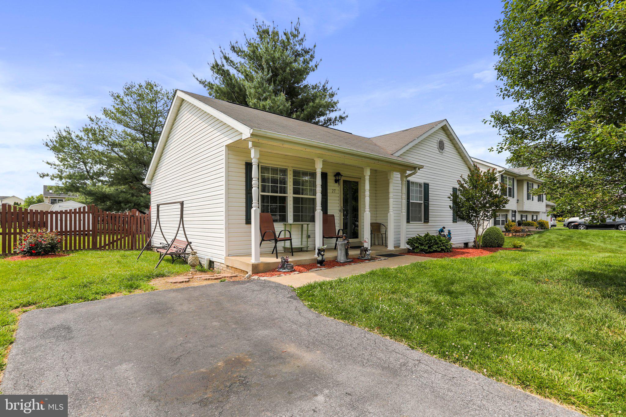 BRIAR RUN - Residential