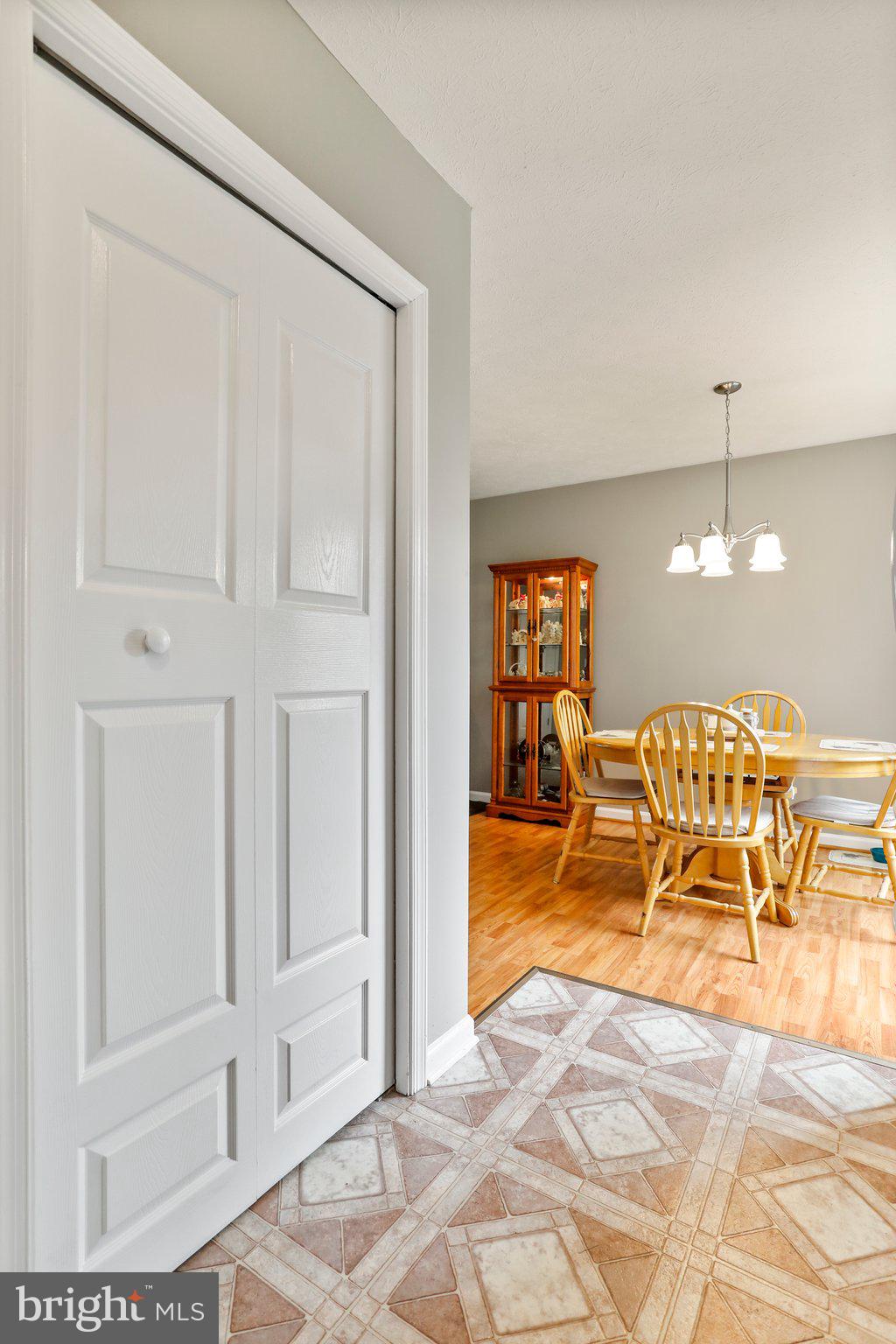 BRIAR RUN - Residential