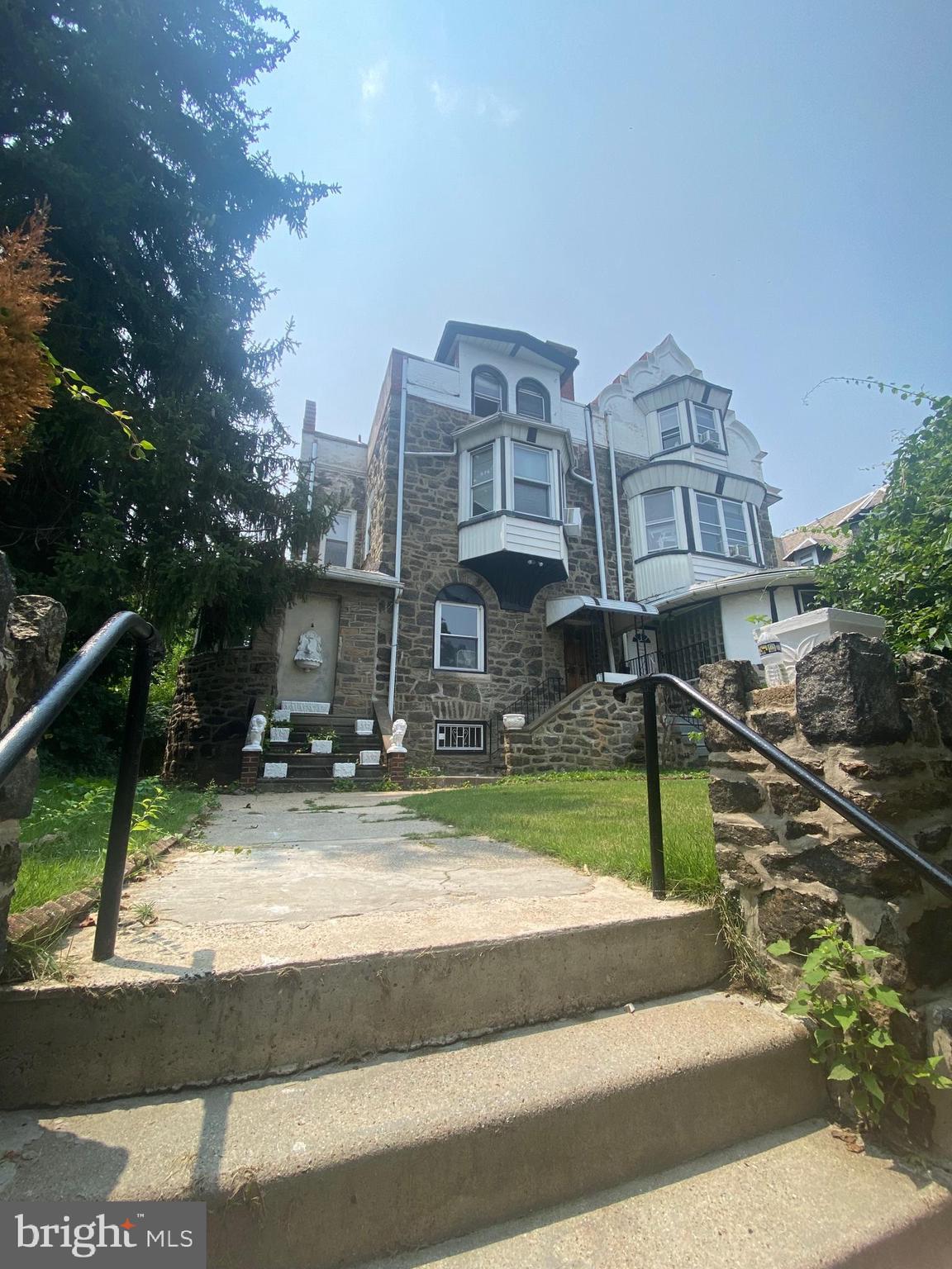PHILADELPHIA - Residential Lease