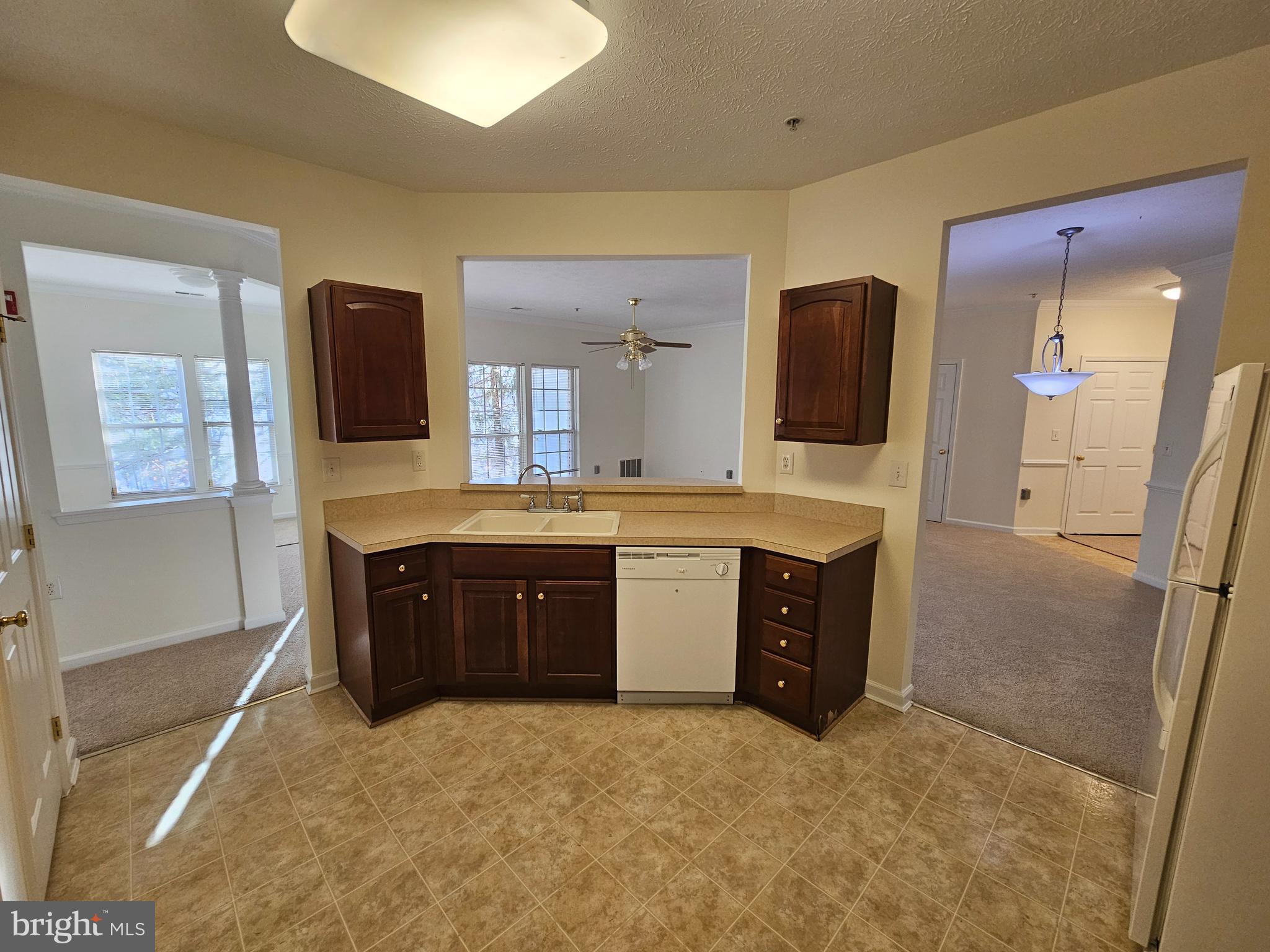 PINEY ORCHARD - Residential Lease
