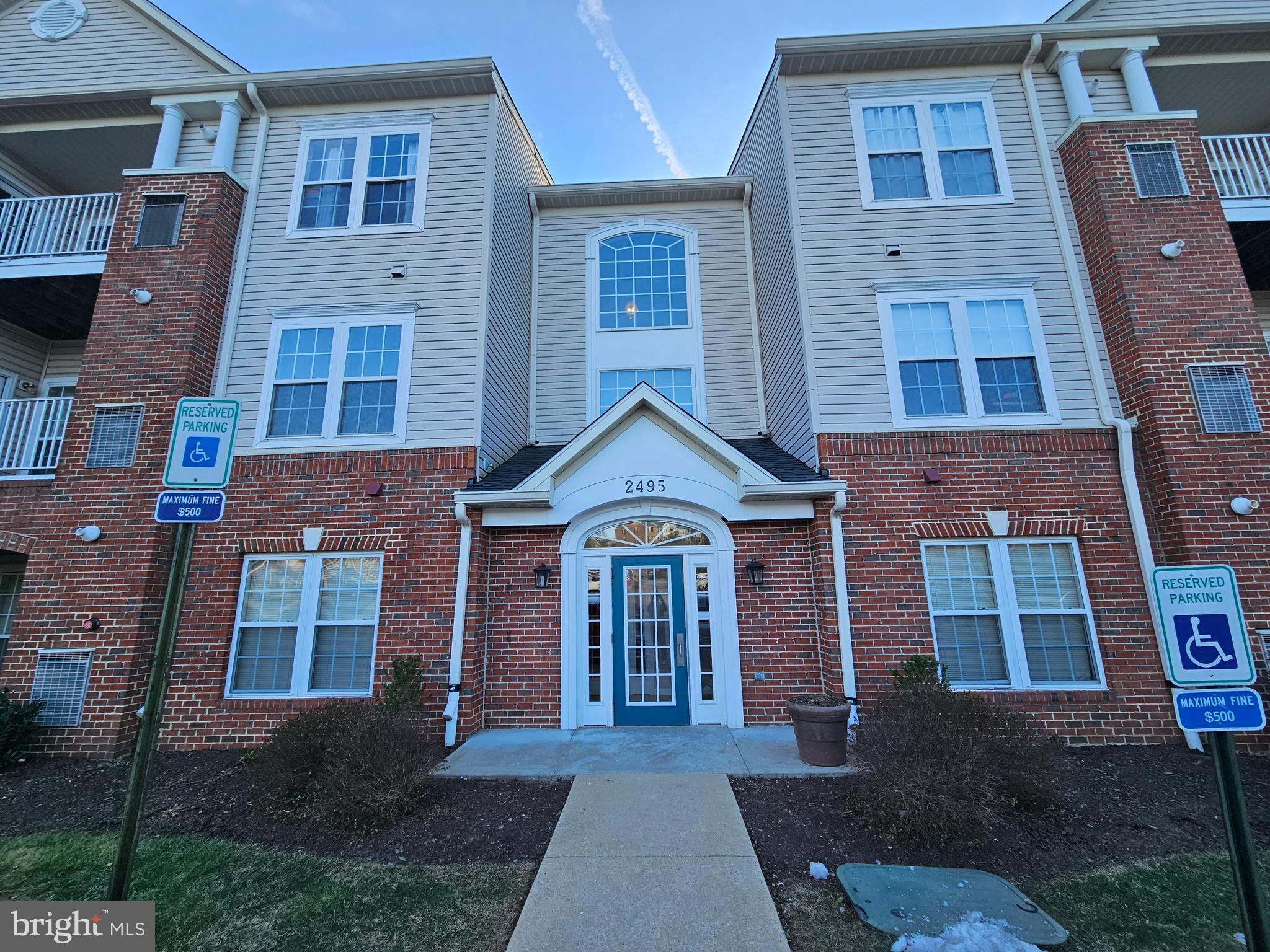 PINEY ORCHARD - Residential Lease