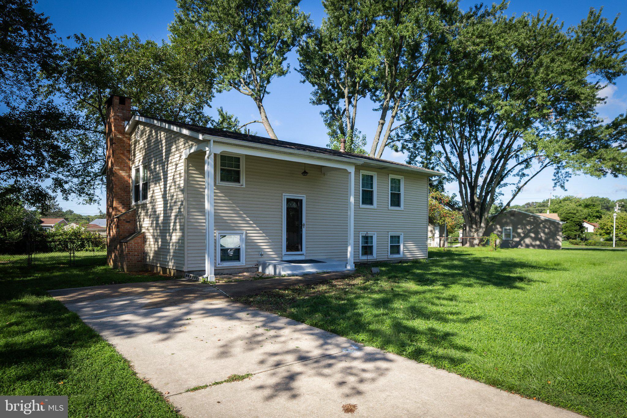 1203 PINEFIELD ROAD