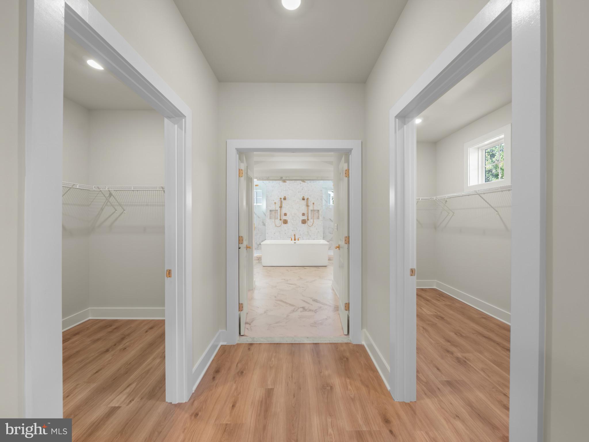 COLLINGWOOD CHASE - Residential