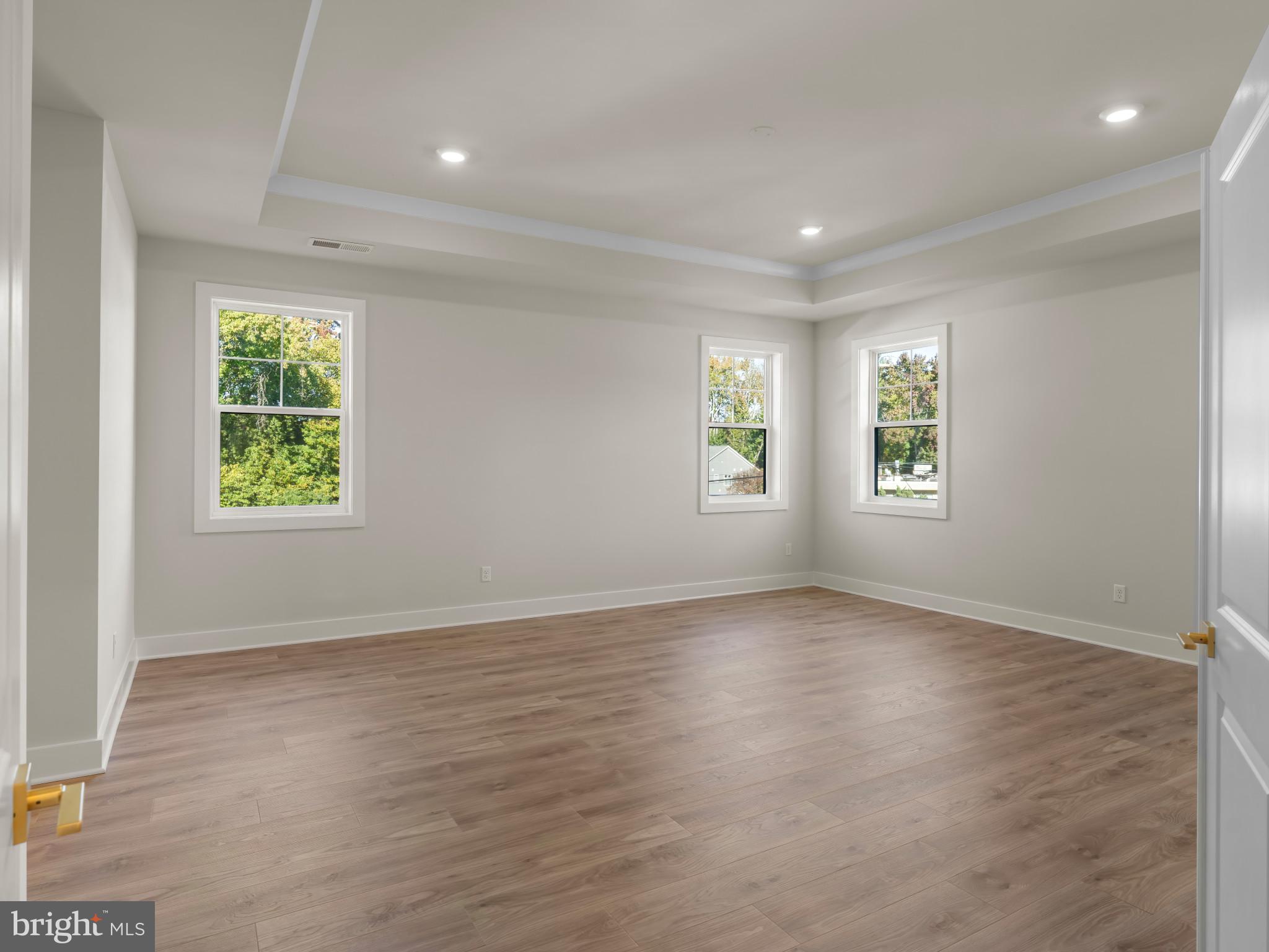 COLLINGWOOD CHASE - Residential