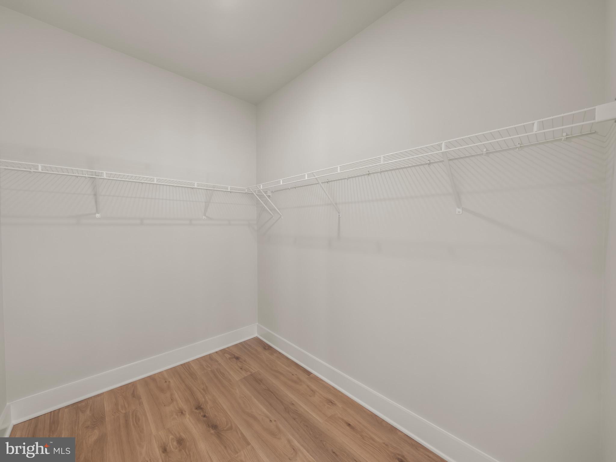 COLLINGWOOD CHASE - Residential