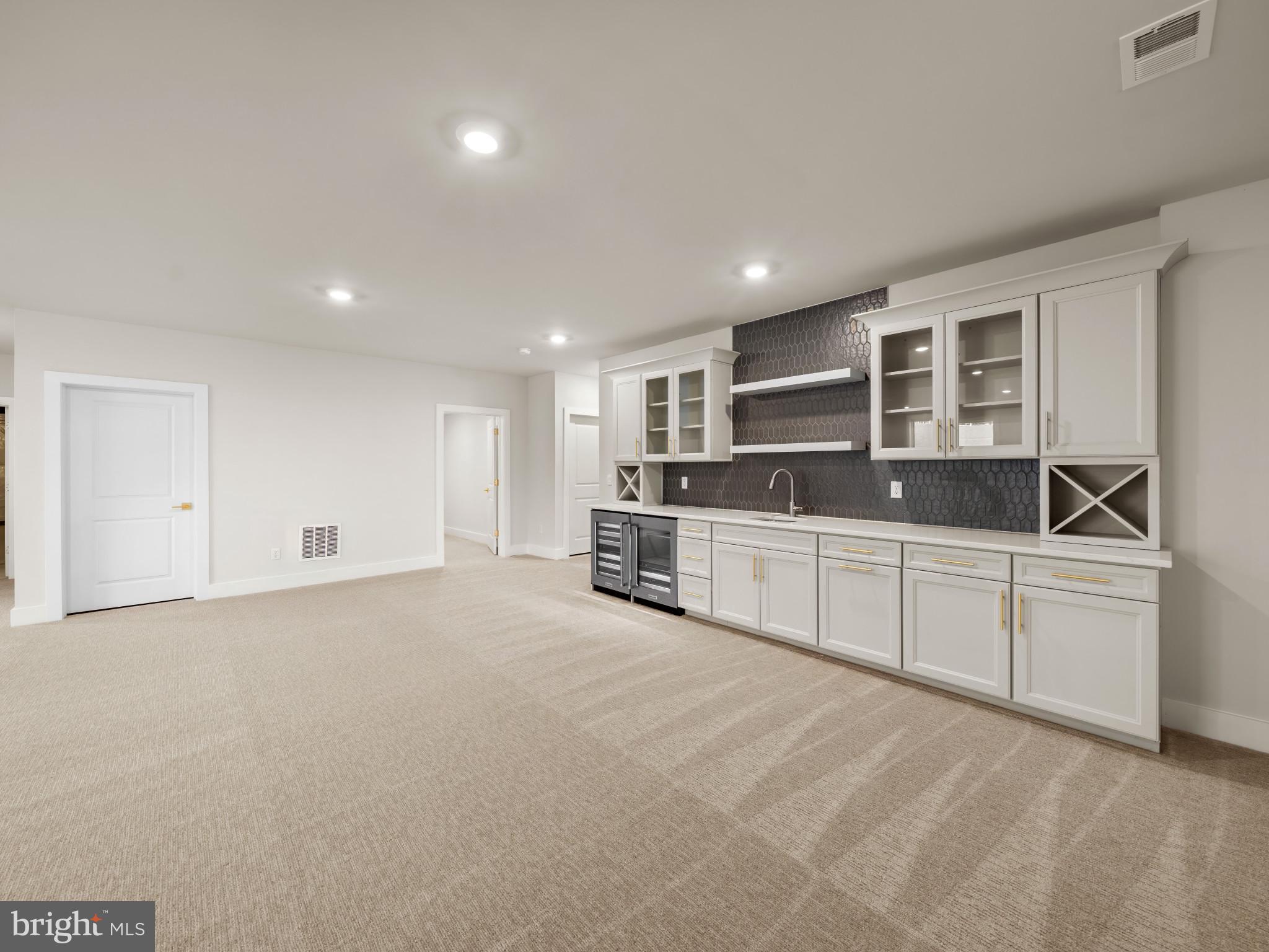 COLLINGWOOD CHASE - Residential