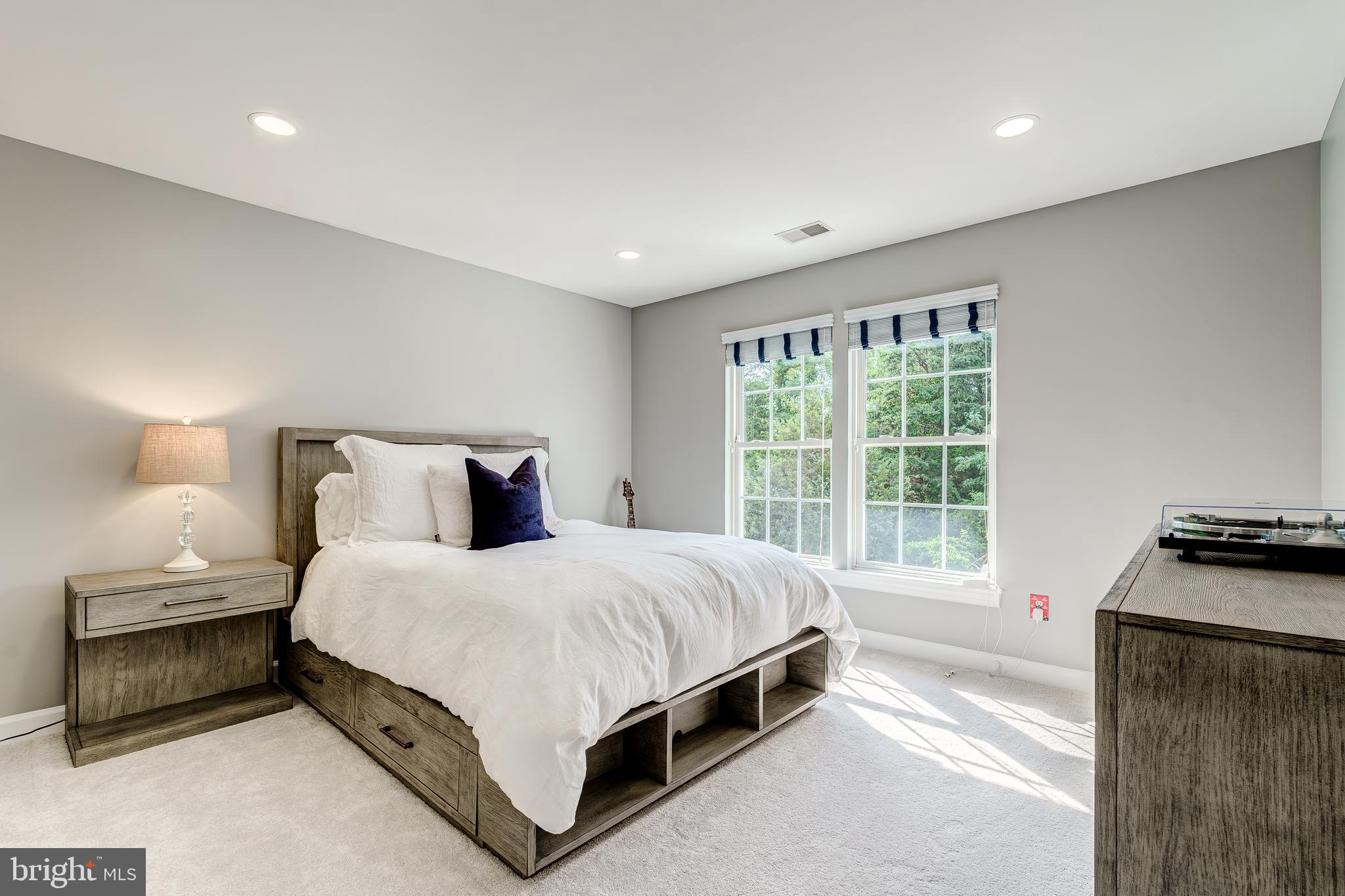 LAKES AT BELLE TERRA - Residential