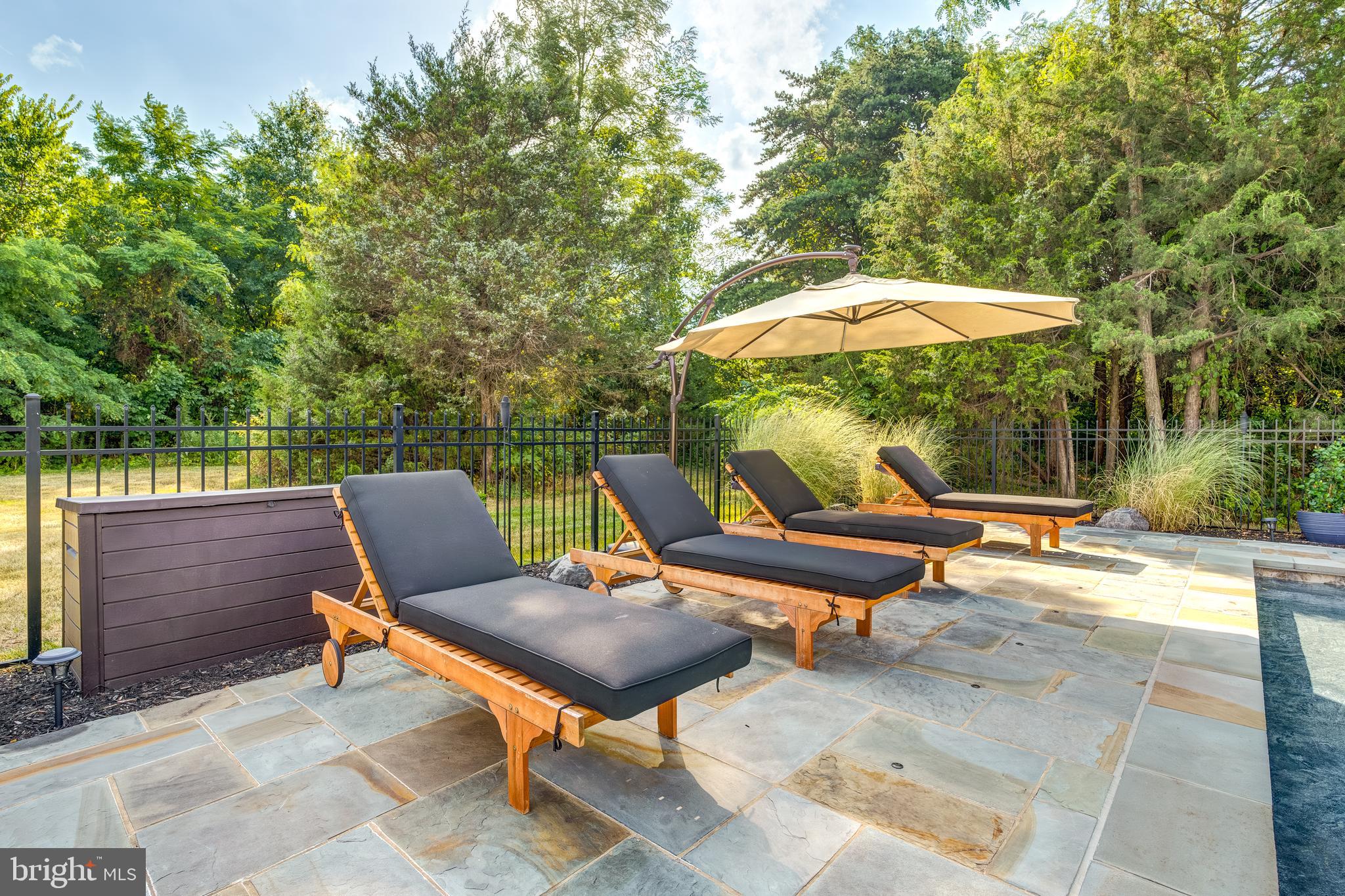 LAKES AT BELLE TERRA - Residential