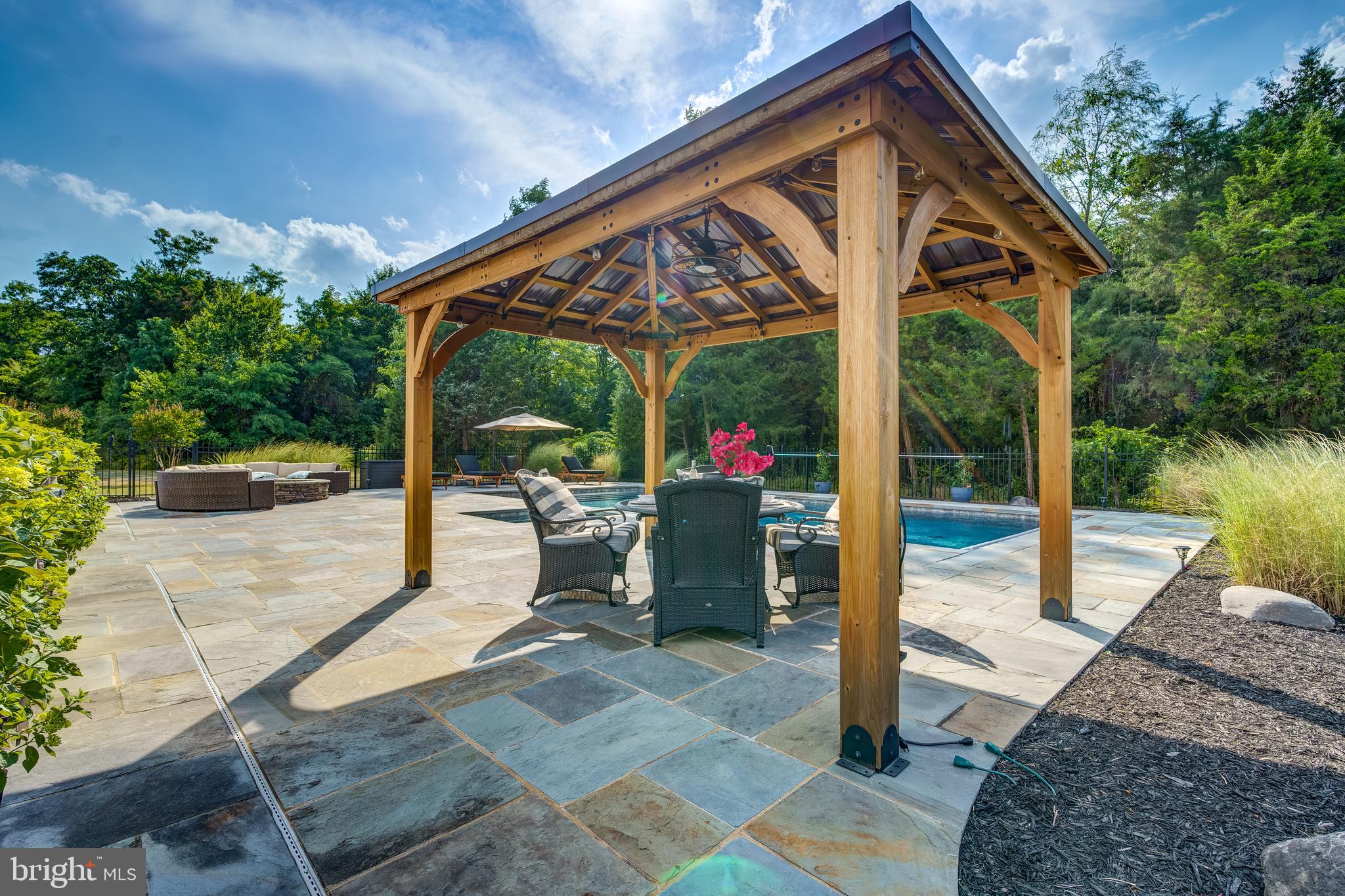 LAKES AT BELLE TERRA - Residential