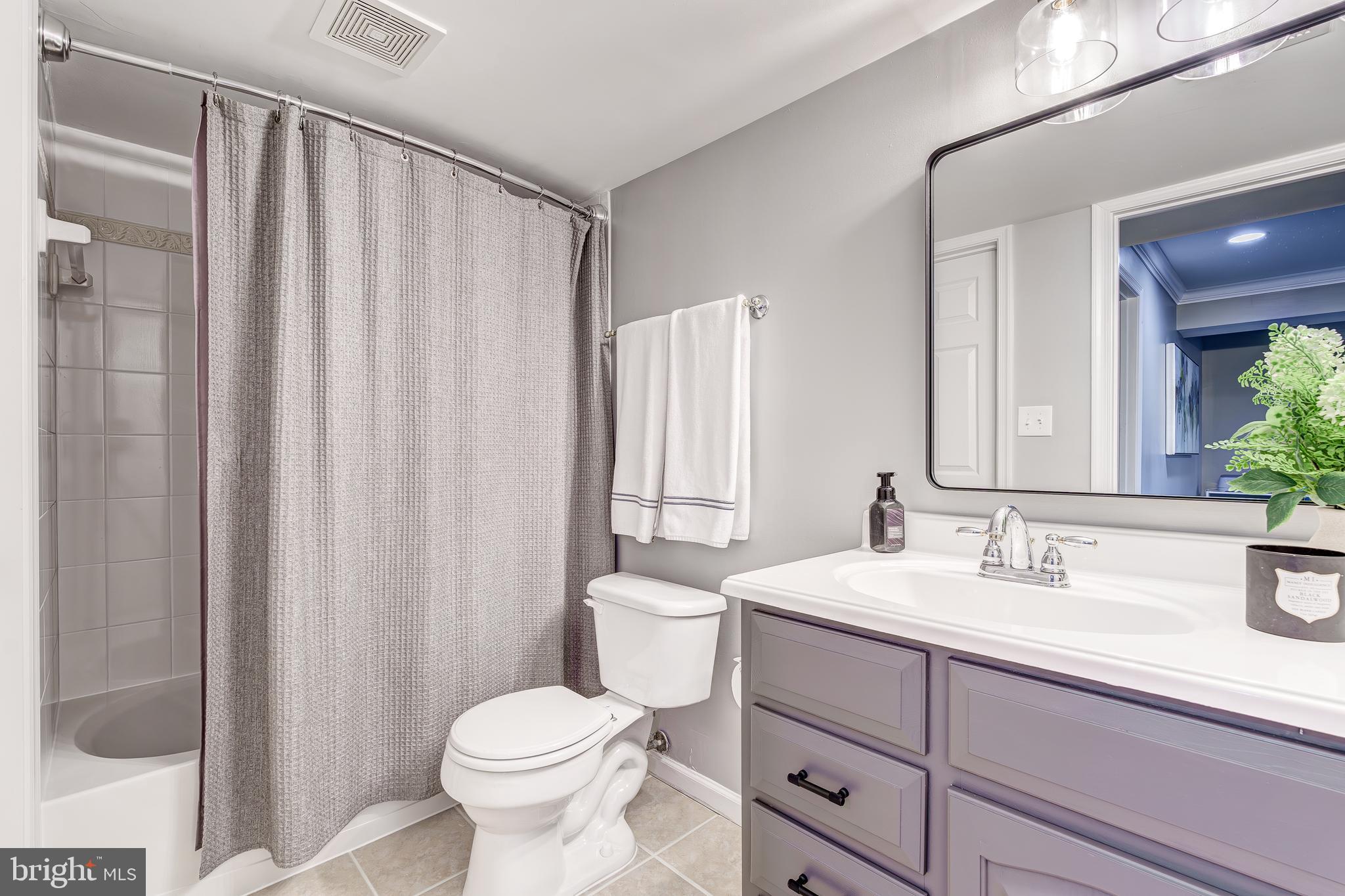 LAKES AT BELLE TERRA - Residential