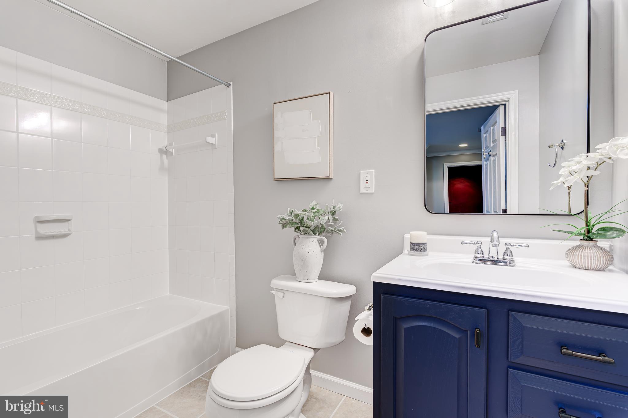 LAKES AT BELLE TERRA - Residential