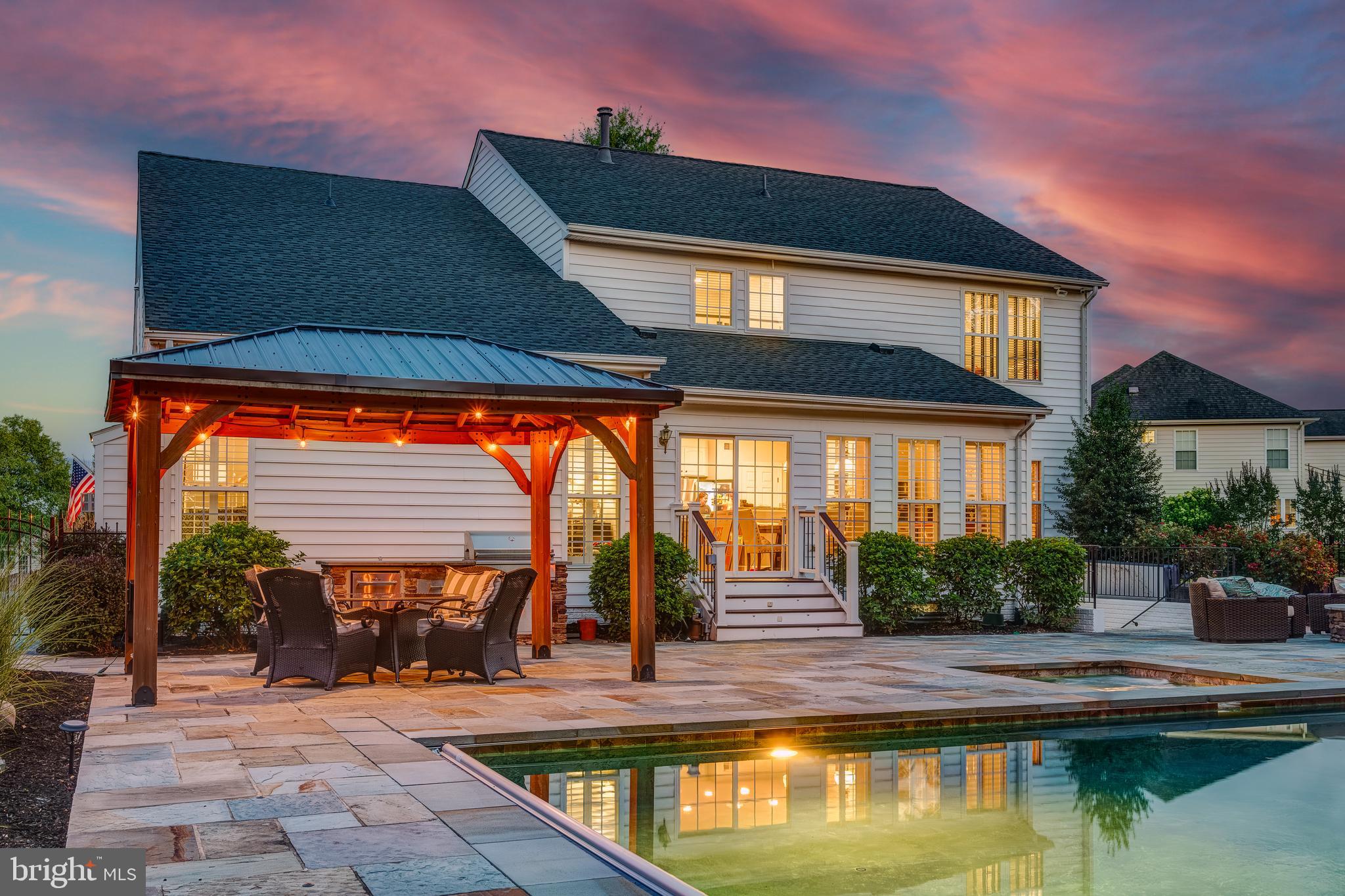 LAKES AT BELLE TERRA - Residential