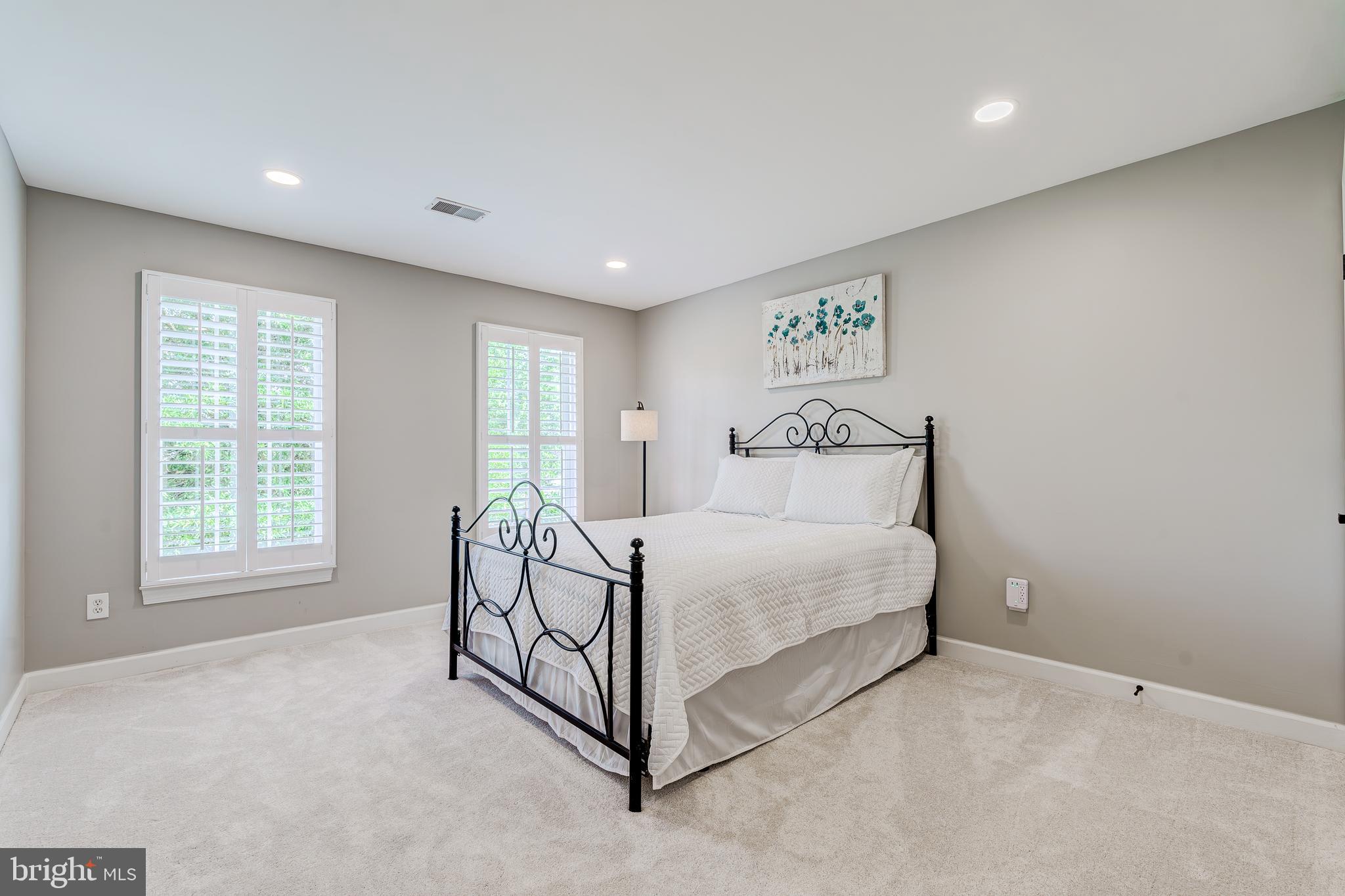 LAKES AT BELLE TERRA - Residential