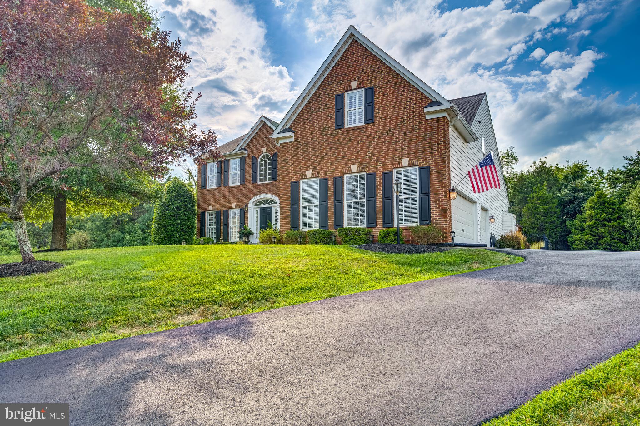 LAKES AT BELLE TERRA - Residential
