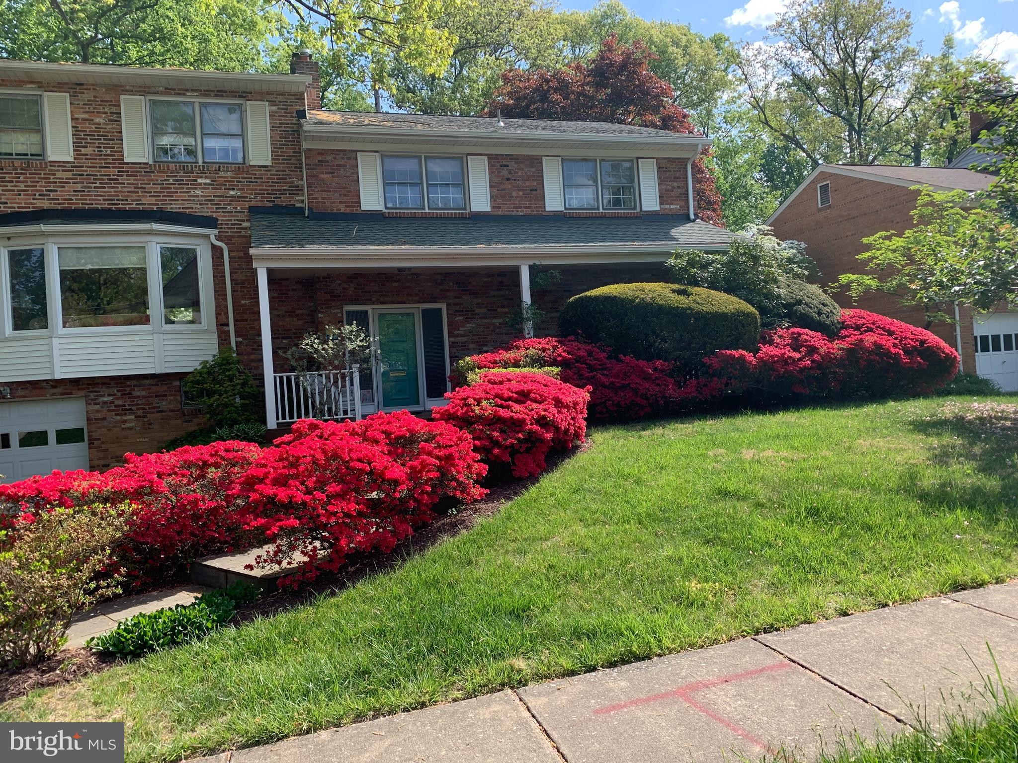 8011 WHITTIER BOULEVARD