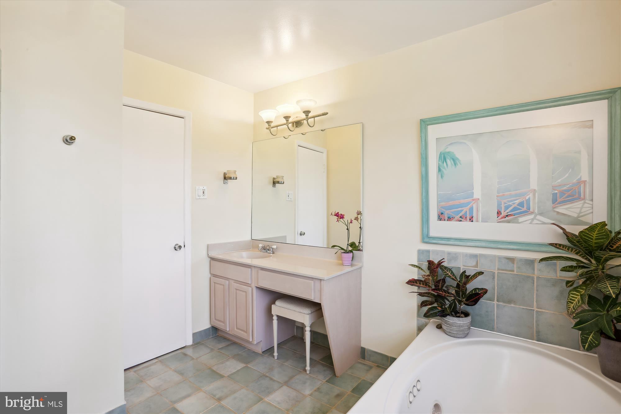 WOODHAVEN - Residential