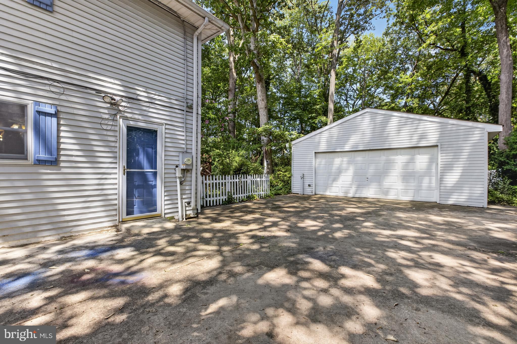 55 E CHEROKEE DRIVE